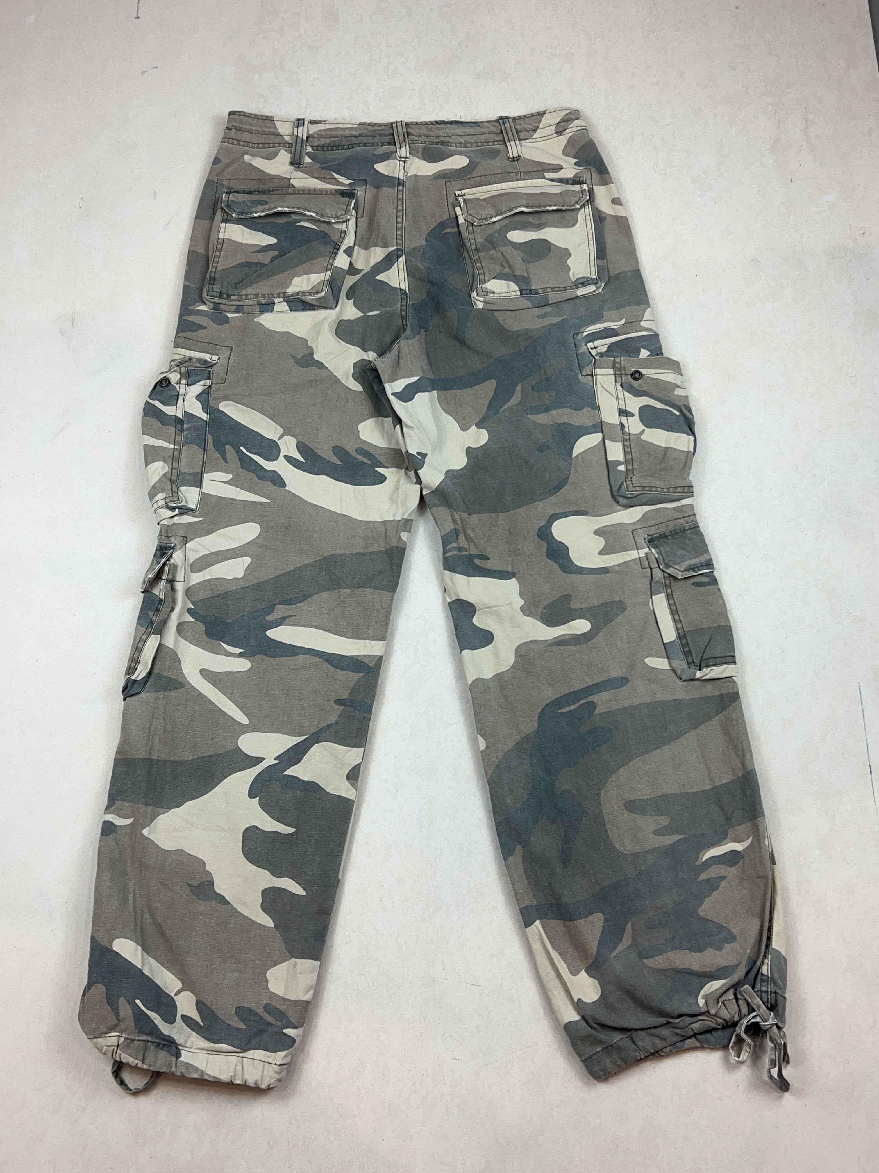 PANTS - MEDIUM