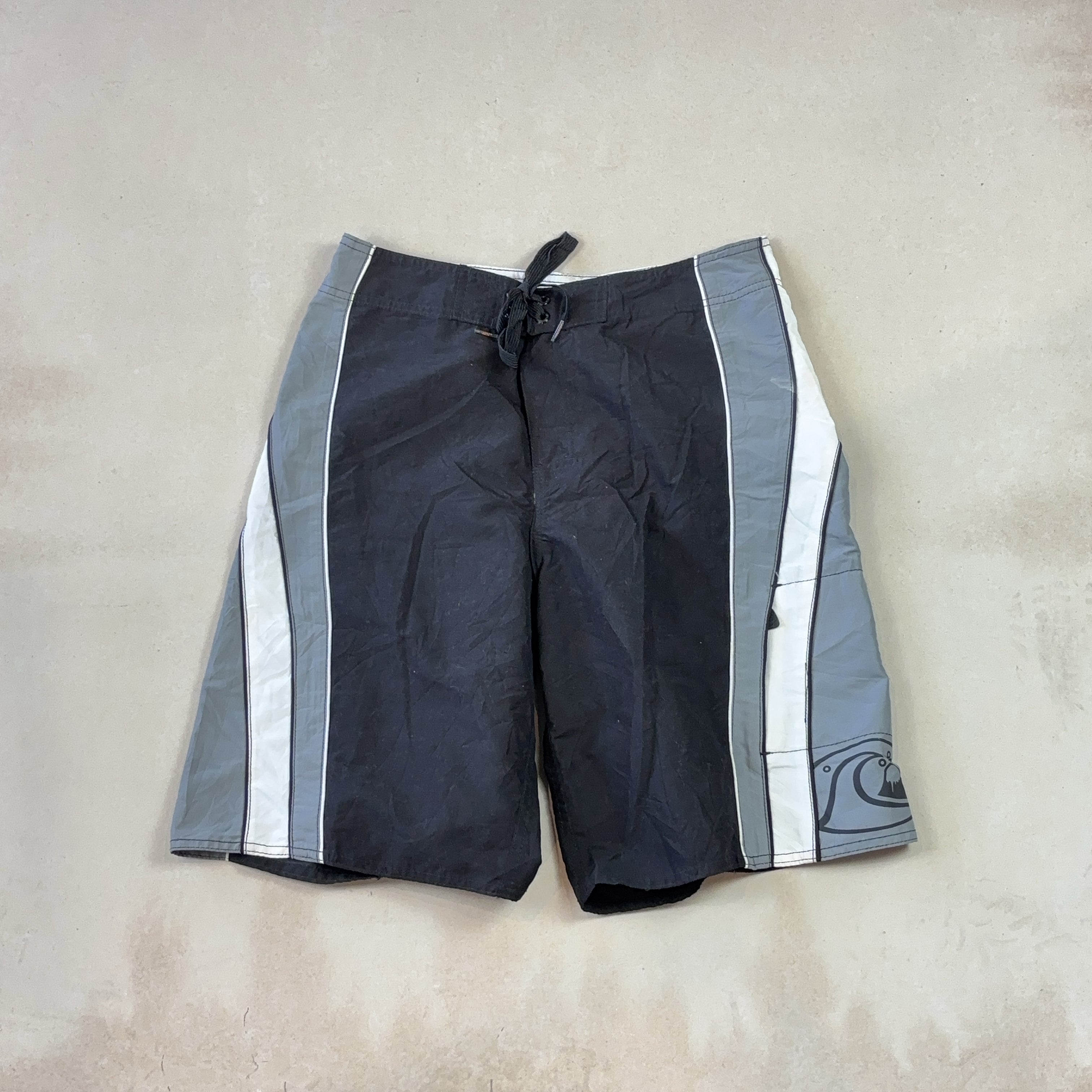 QUIKSILVER BOARDIES - MEDIUM