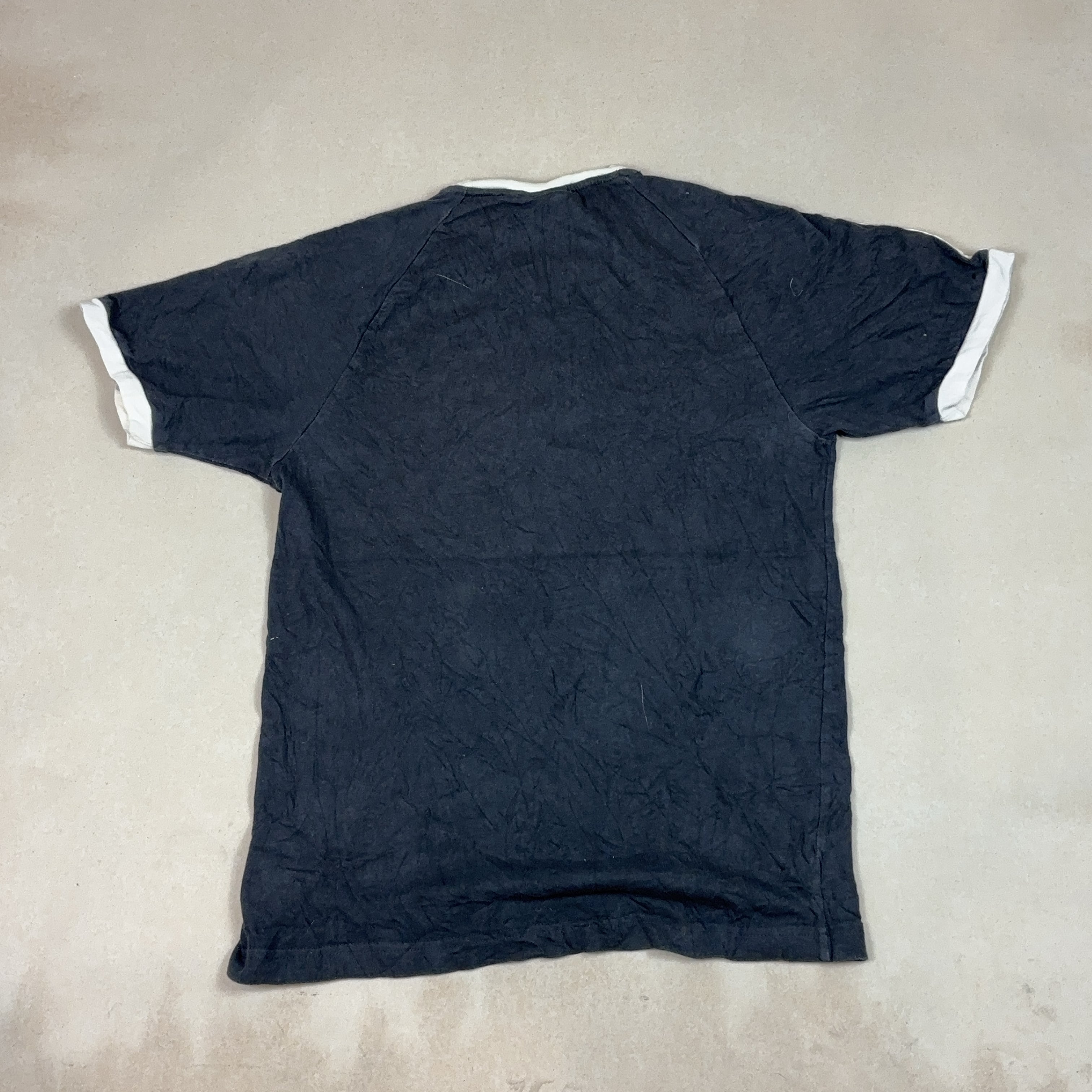 ADIDAS TEE - MEDIUM