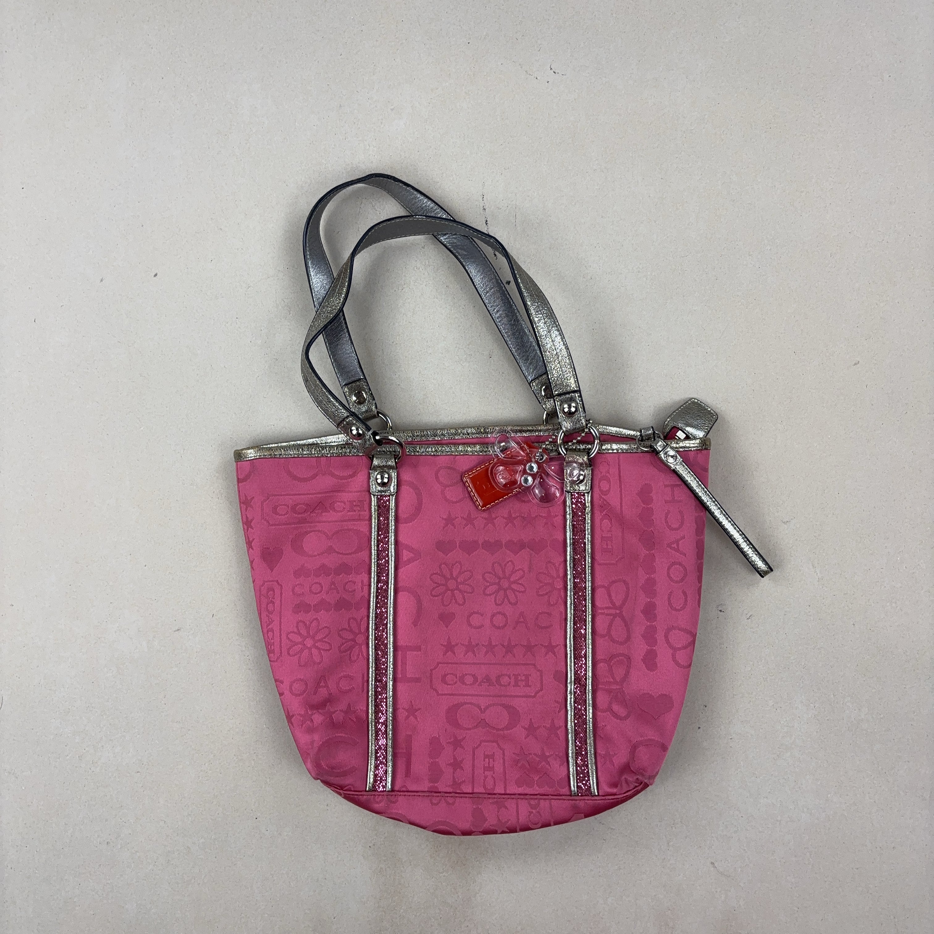 COACH HANDBAG - MEDIUM