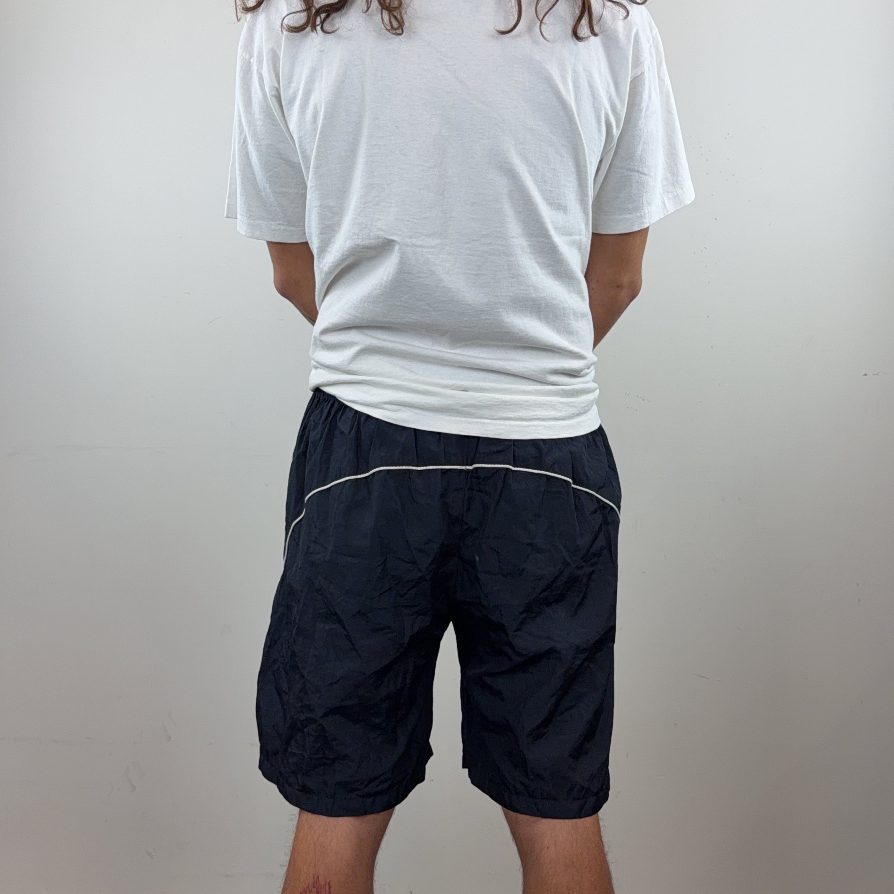 NIKE SHORTS - SMALL