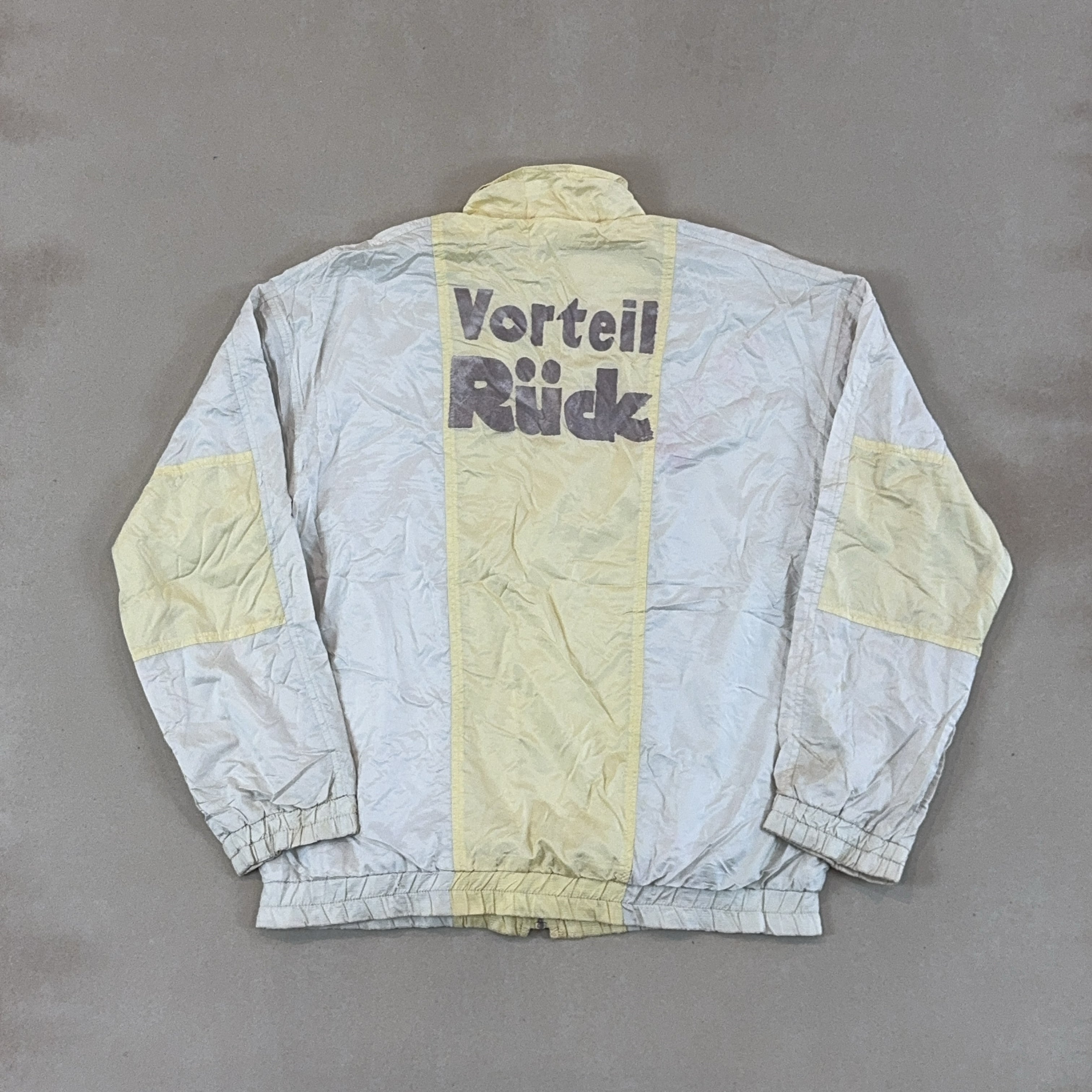 PUMA JACKET - MEDIUM