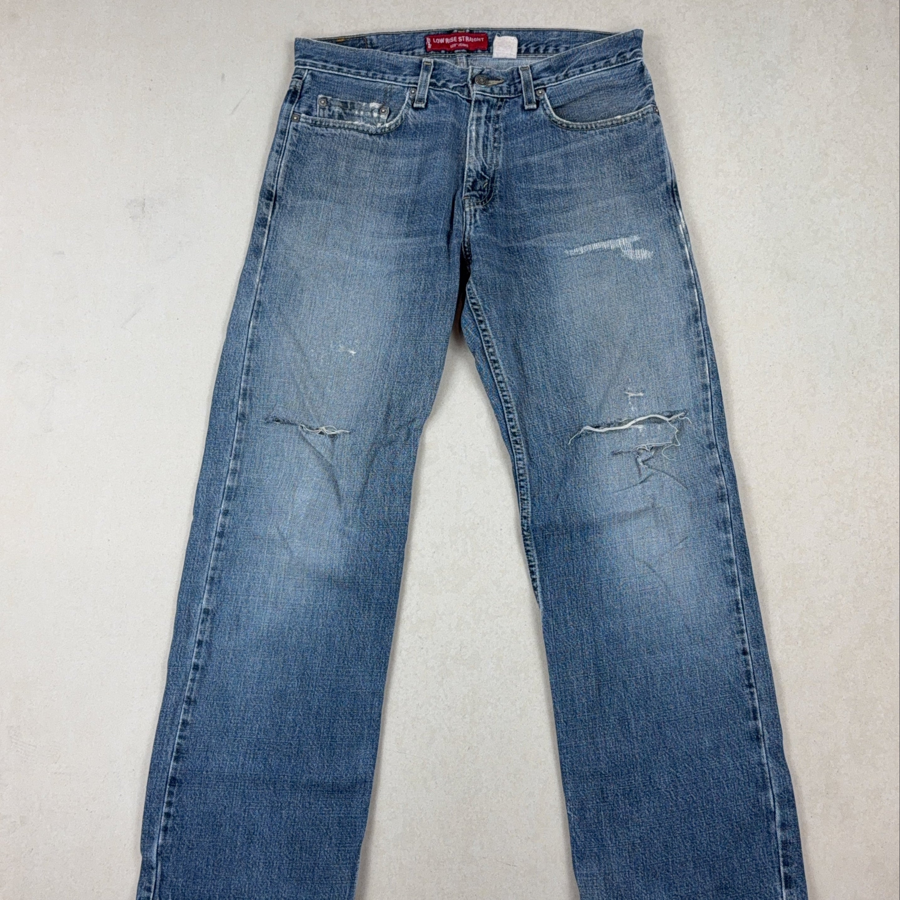 LEVI'S JEANS - MEDIUM
