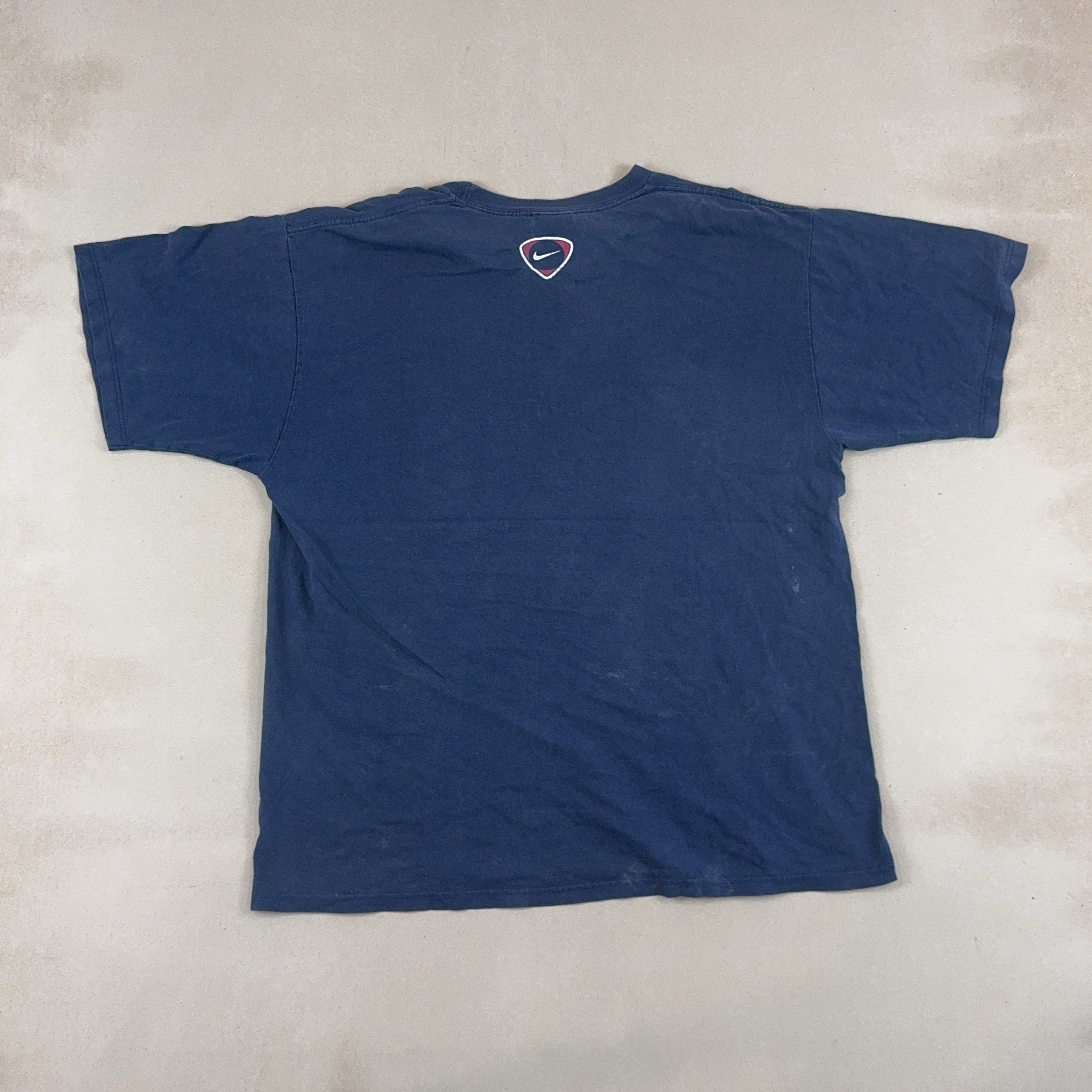 NIKE TEE - LARGE