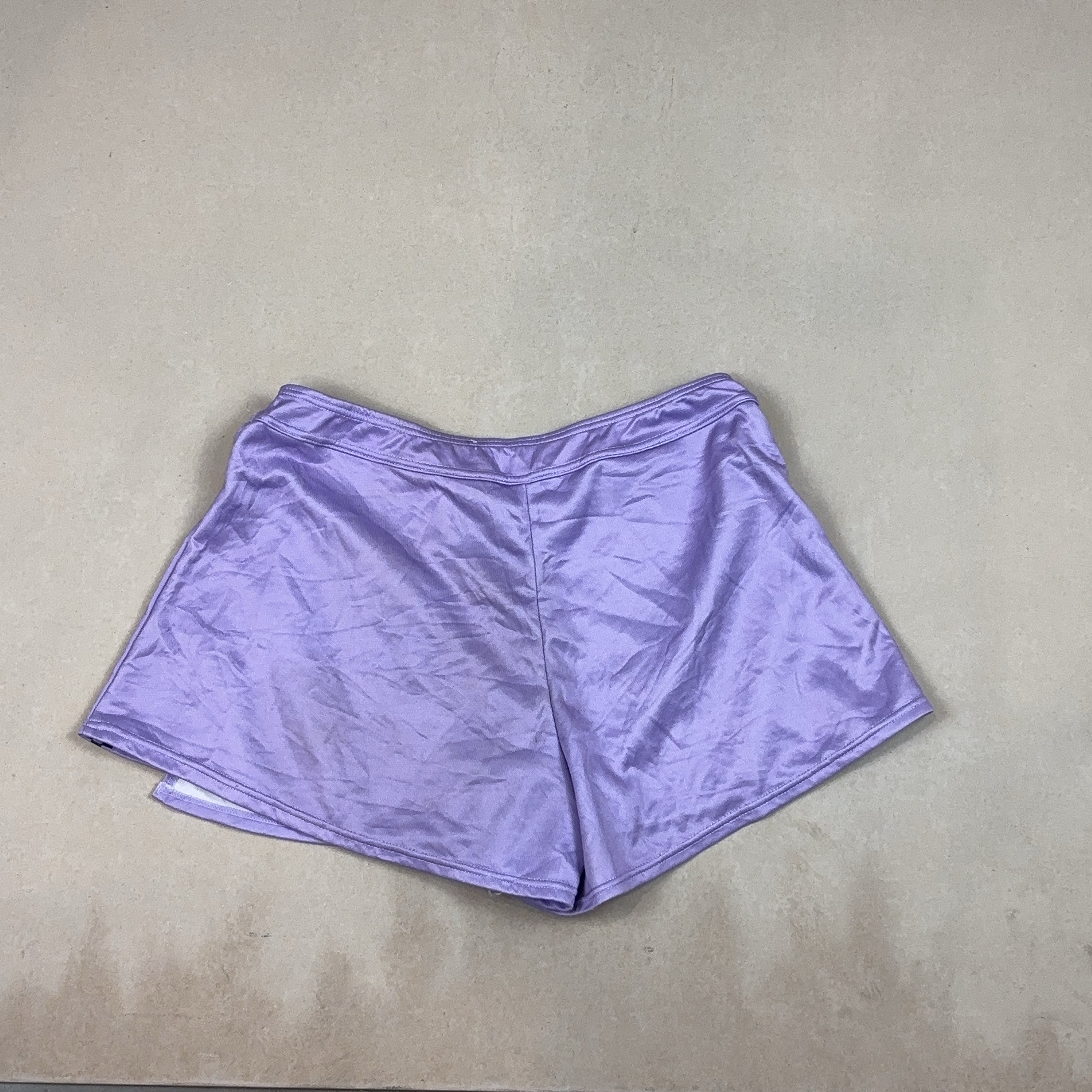 PURPLE VINTAGE SHORTS - MEDIUM