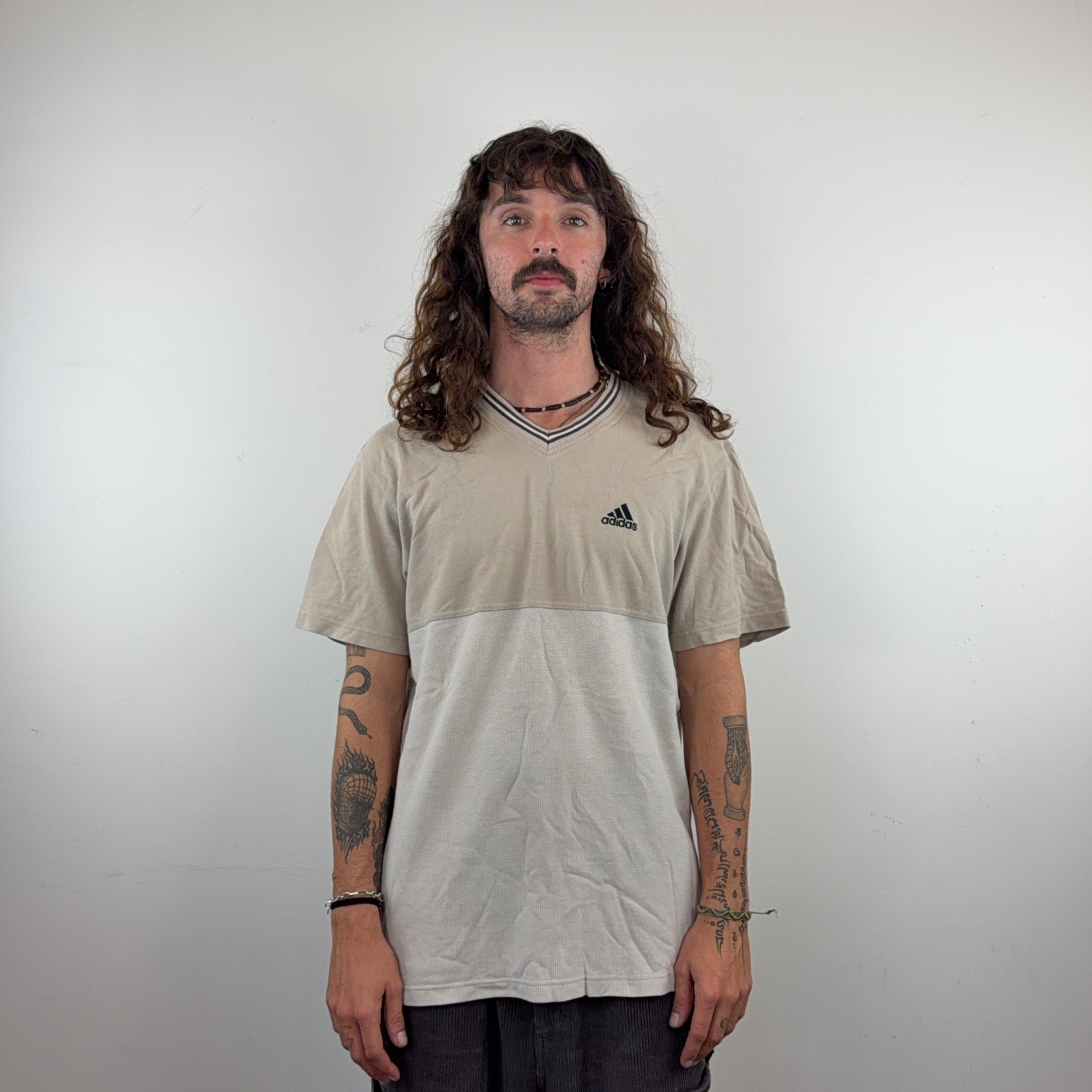 ADIDAS TEE - LARGE