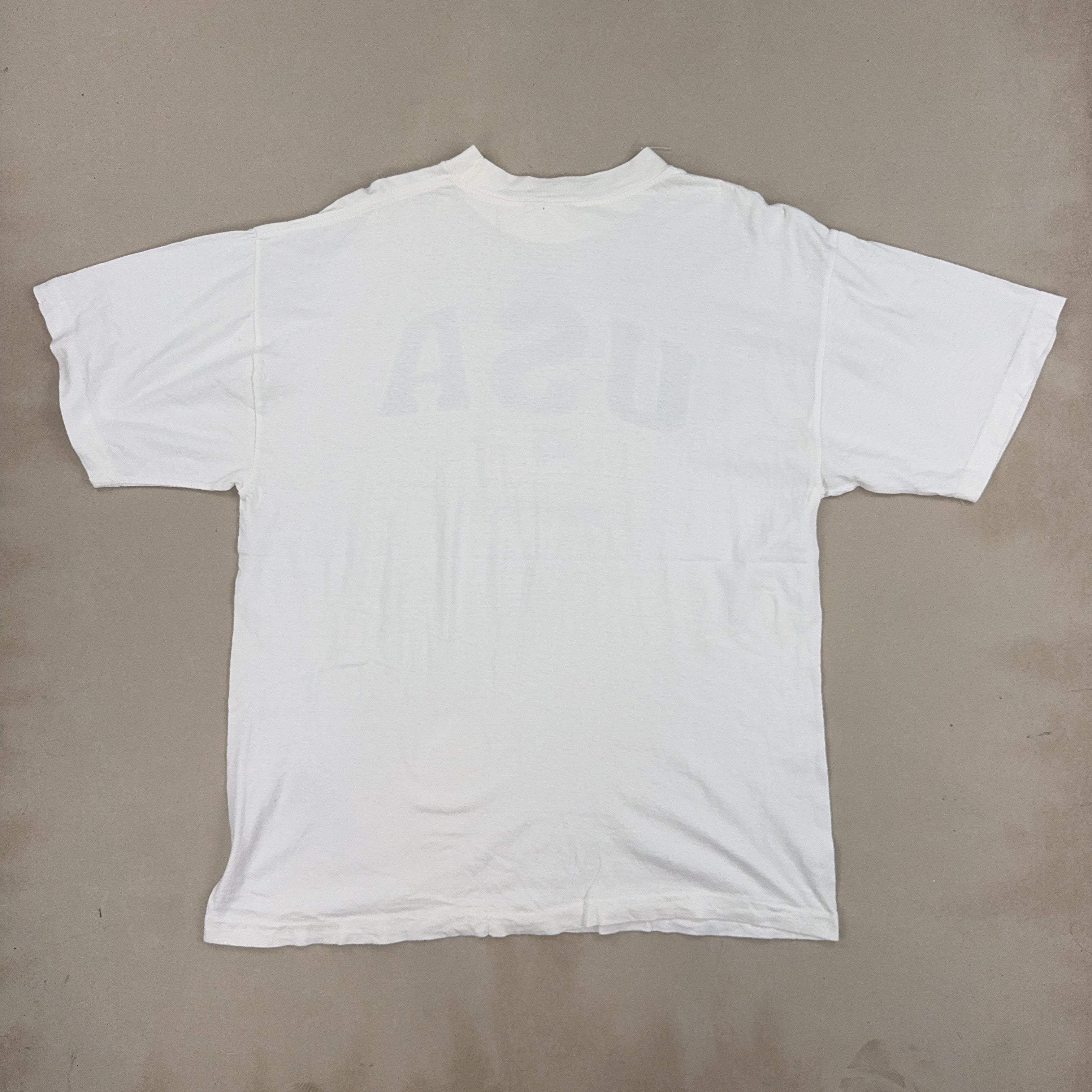 GRAPHIC TEE - LARGE