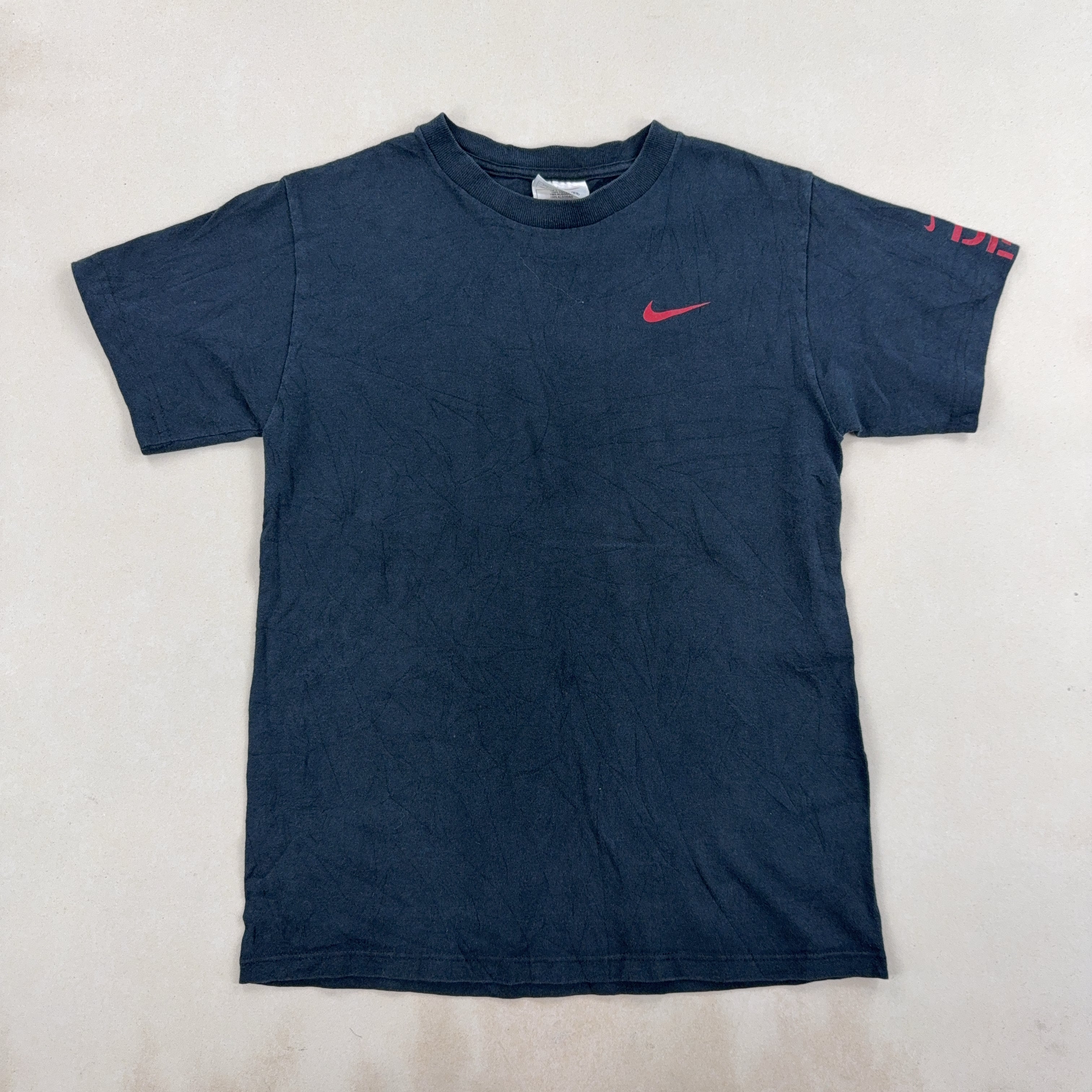 NIKE TEE - SMALL