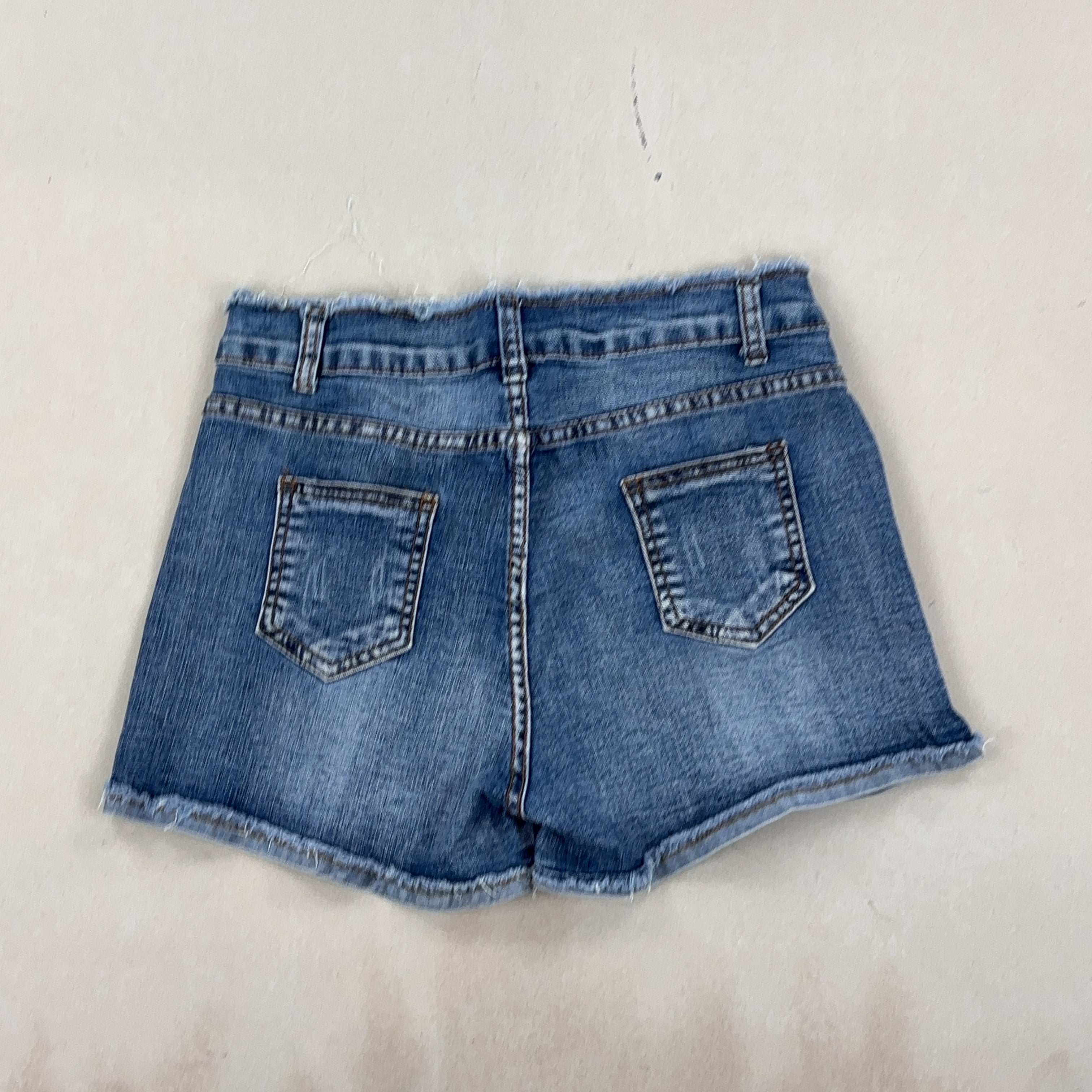 VINTAGE DENIM SHORTS - MEDIUM