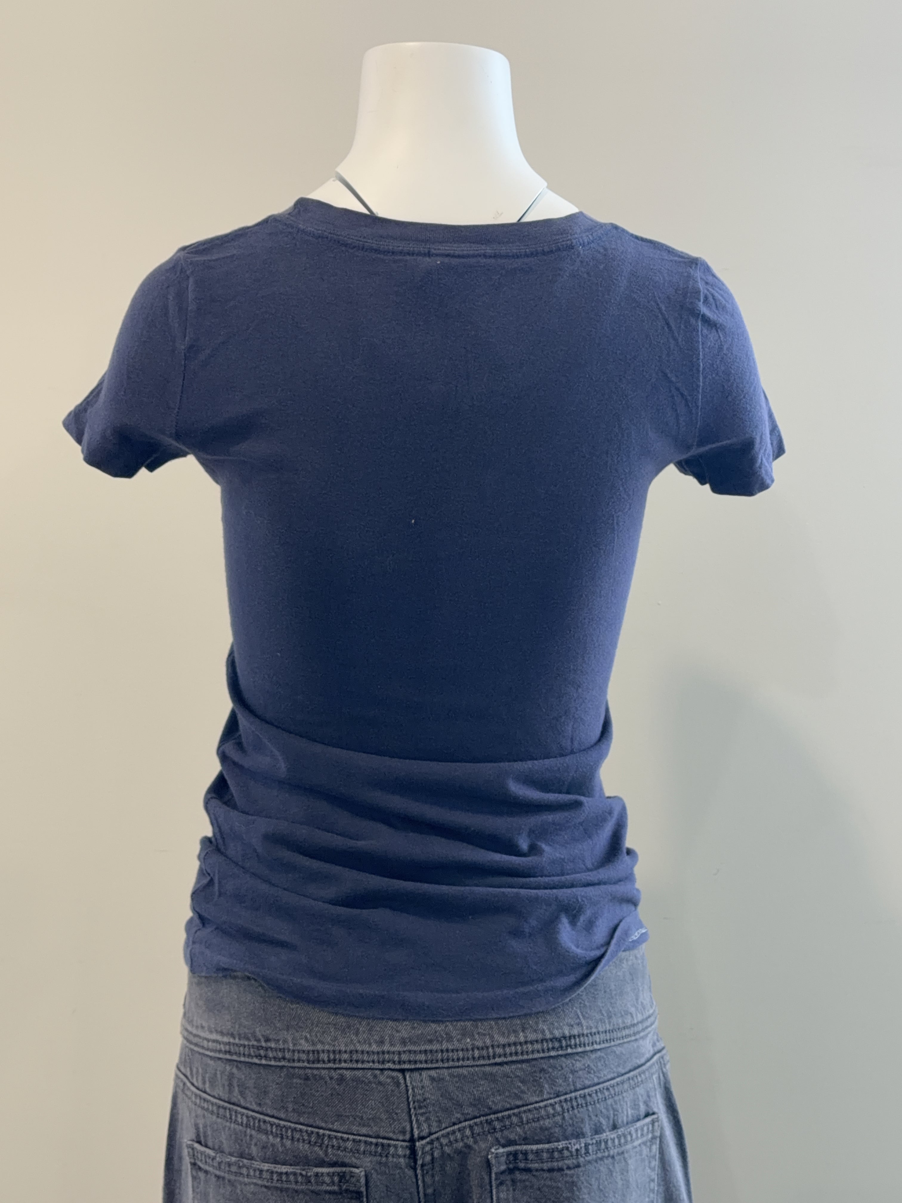 ABERCROMBIE & FITCH TEE - X SMALL