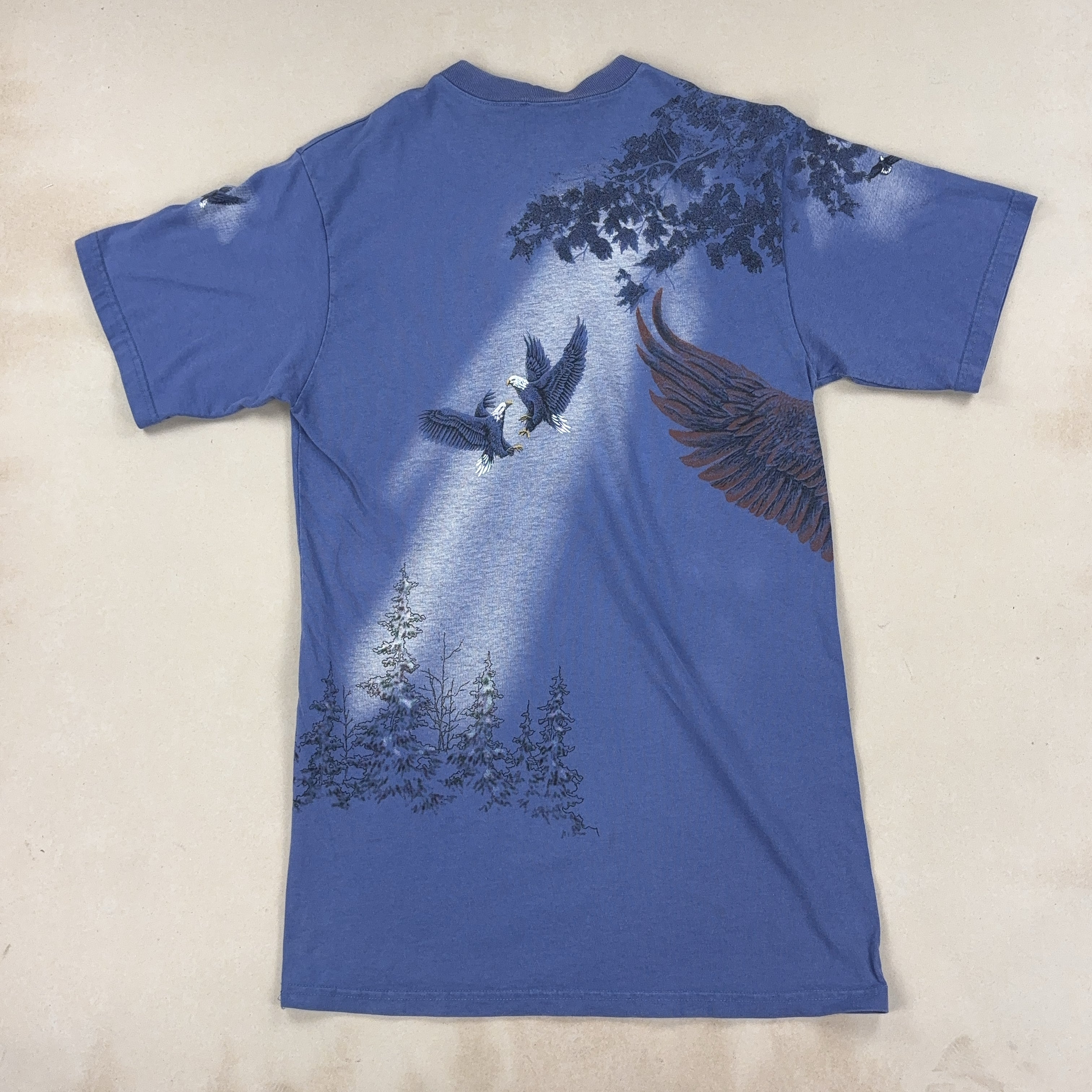 ART UNLIMITED SPORTSWEAR TEE - MEDIUM