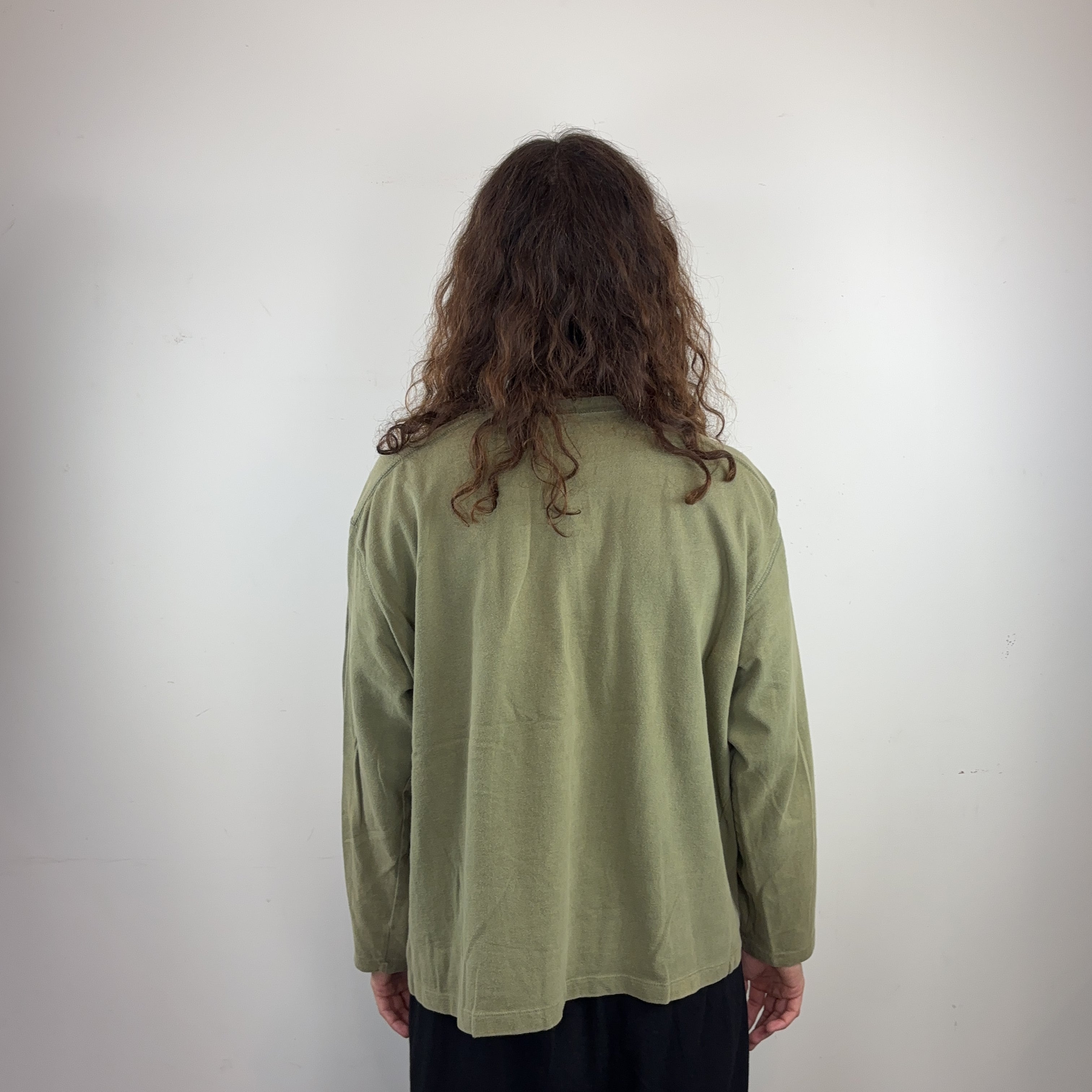 OLD NAVY LONG SLEEVE - LARGE