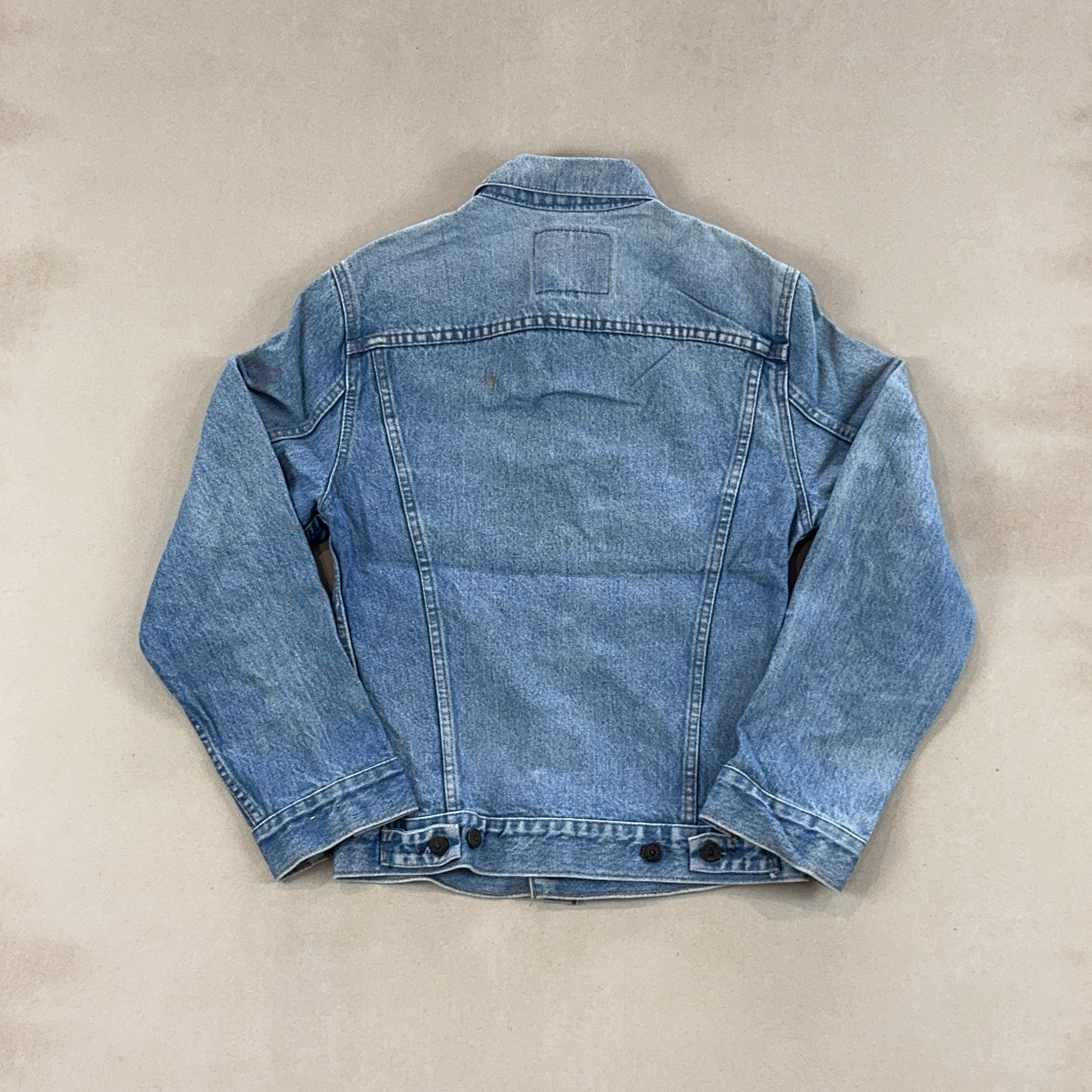 LEVI'S DENIM JACKET - SMALL