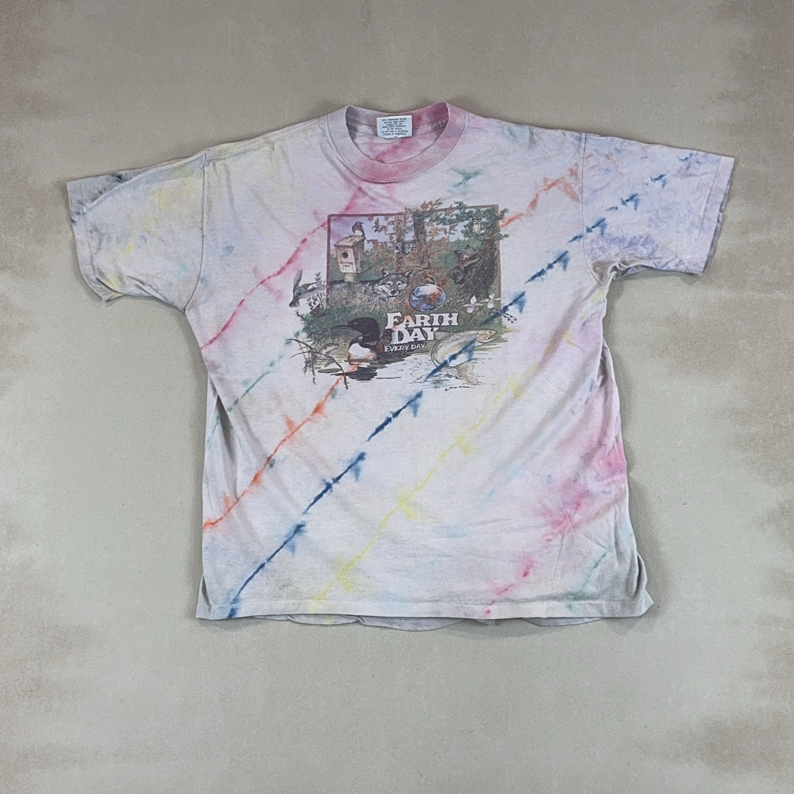 GRAPHIC TIE DYE TEE - X LARGE