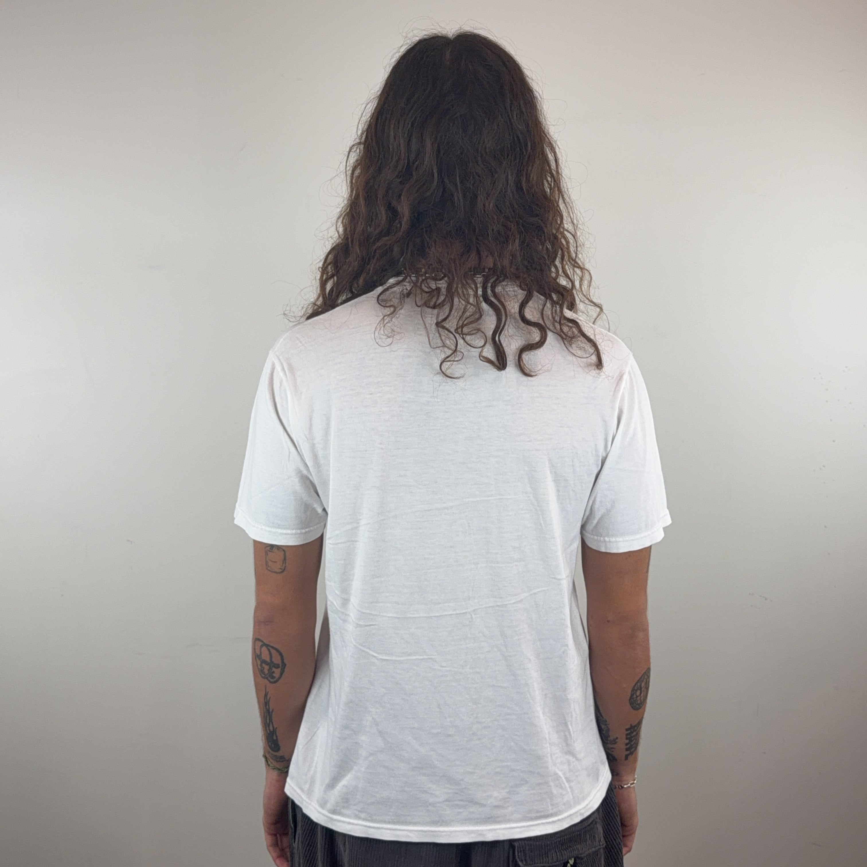 GRAPHIC VINTAGE TEE - SMALL