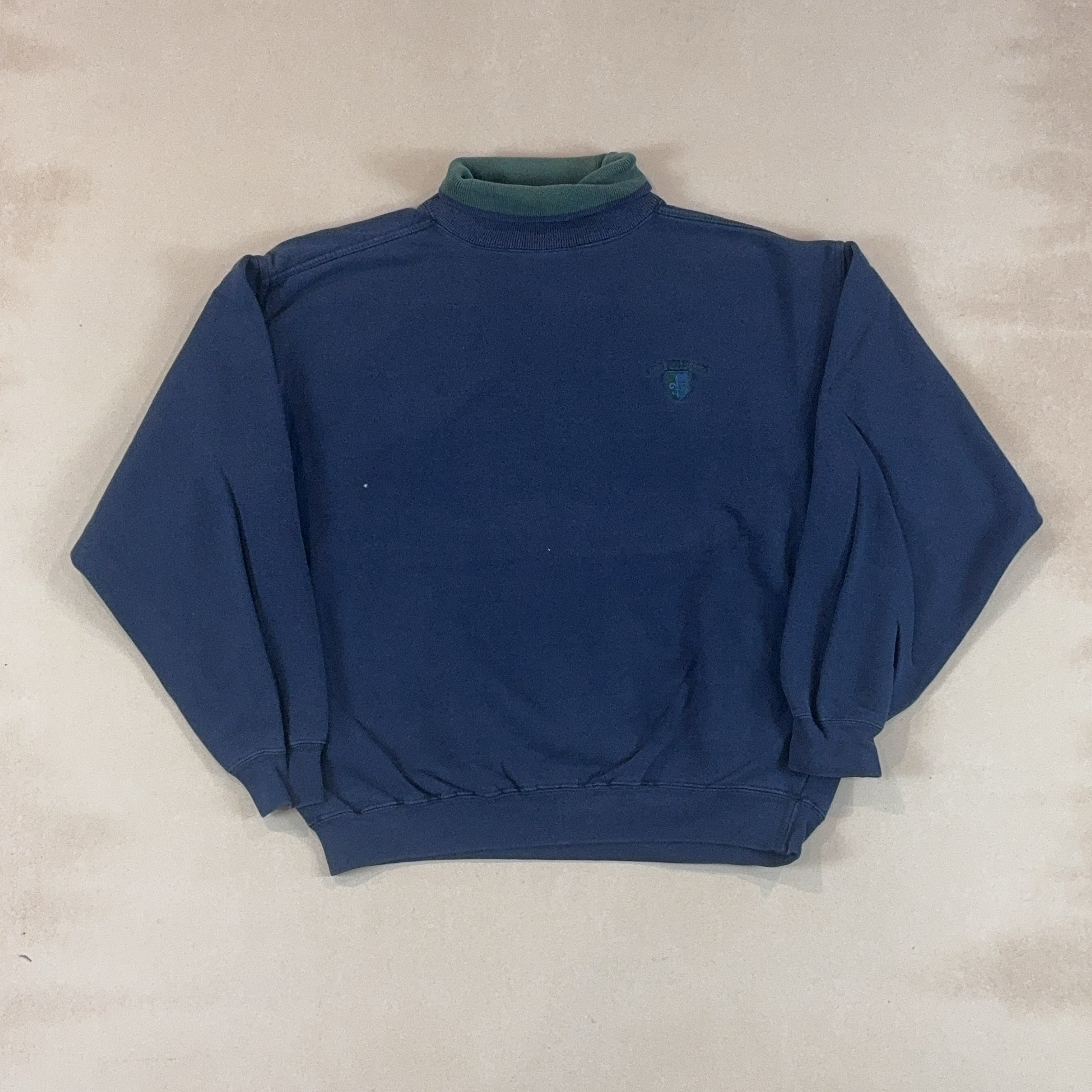 GEAR CREW - MEDIUM