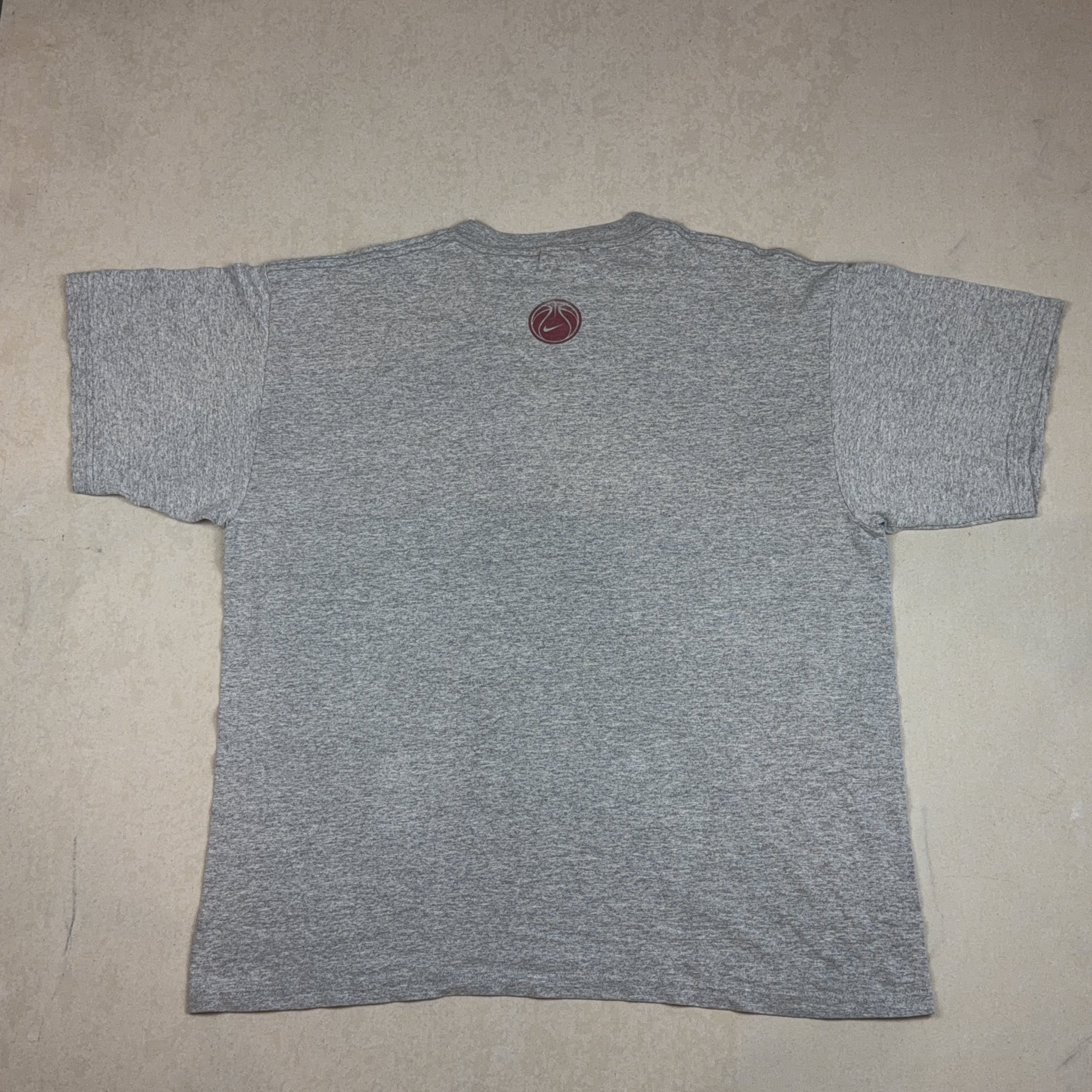 NIKE GREY TEE - LARGE