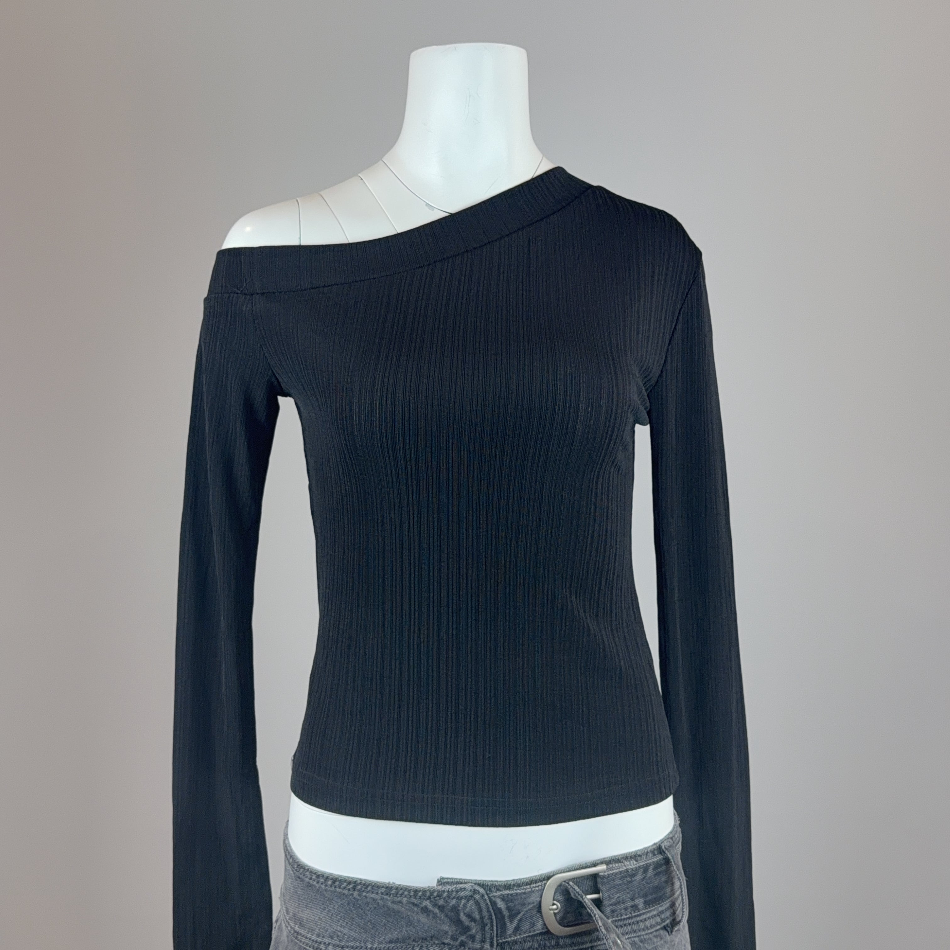 VINTAGE LONG SLEEVE - SMALL