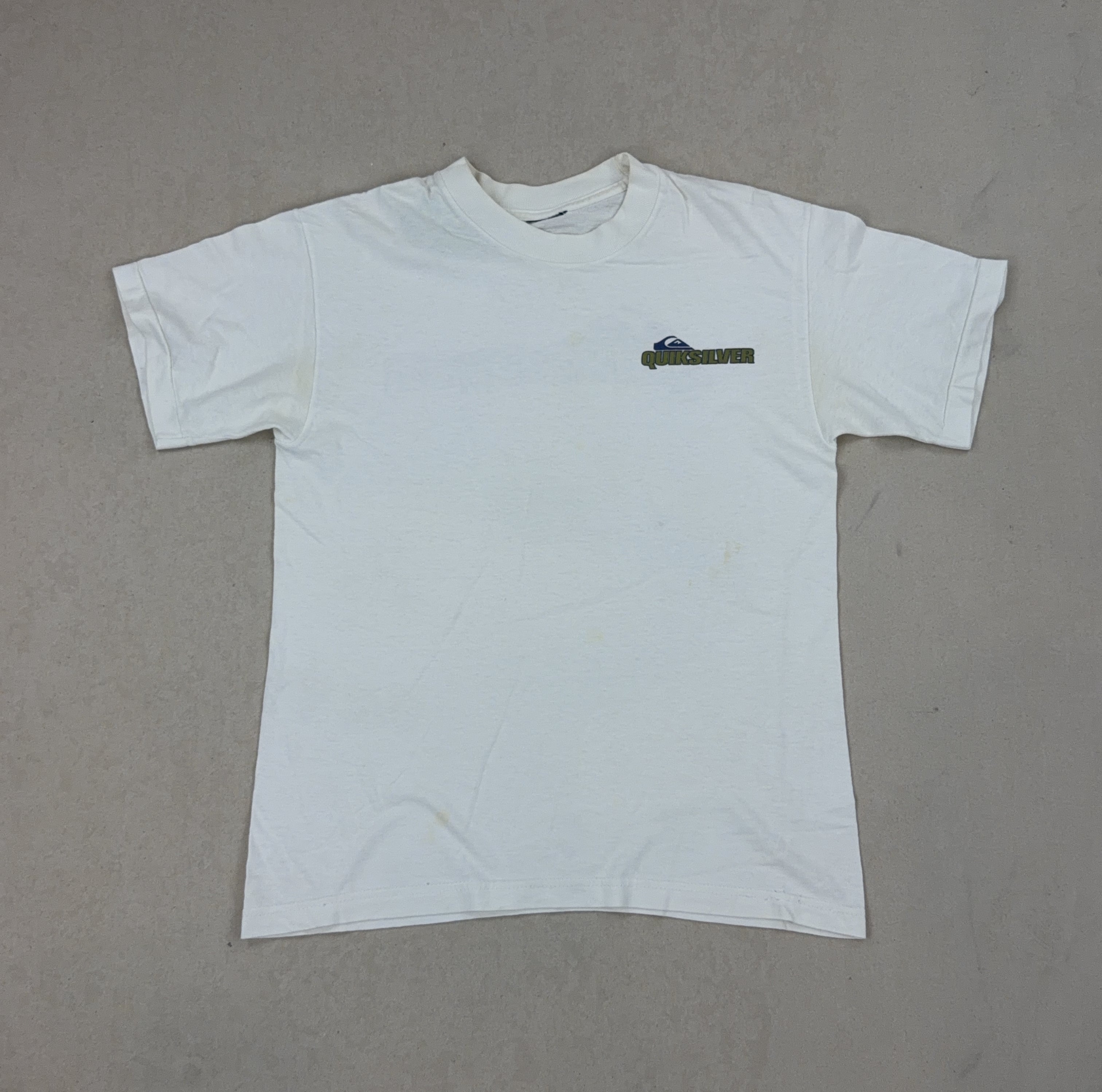 QUIKSILVER TEE - MEDIUM