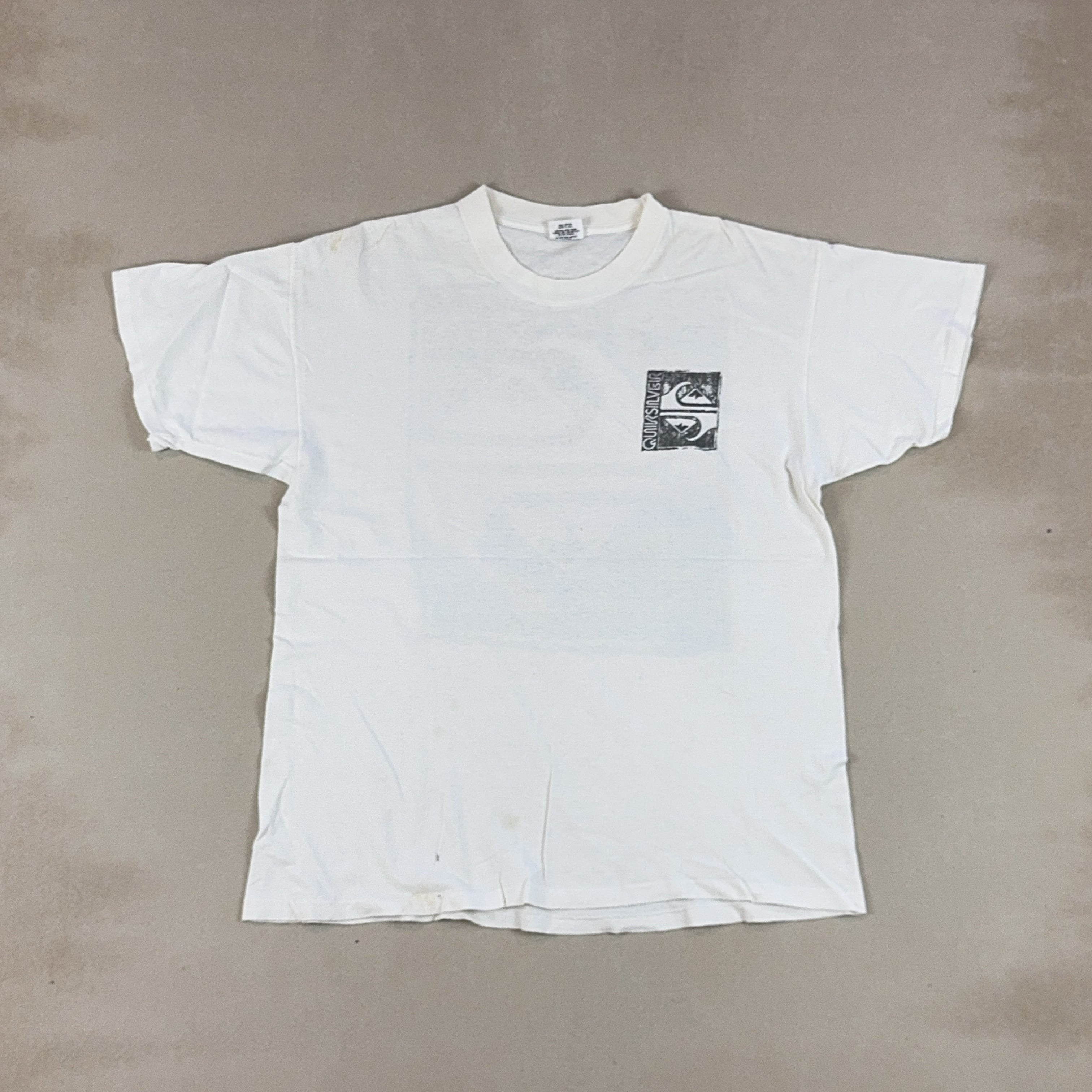 QUIKSILVER WHITE TEE - LARGE