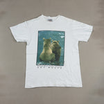 GRAPHIC TEE - MEDIUM