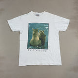 GRAPHIC TEE - MEDIUM