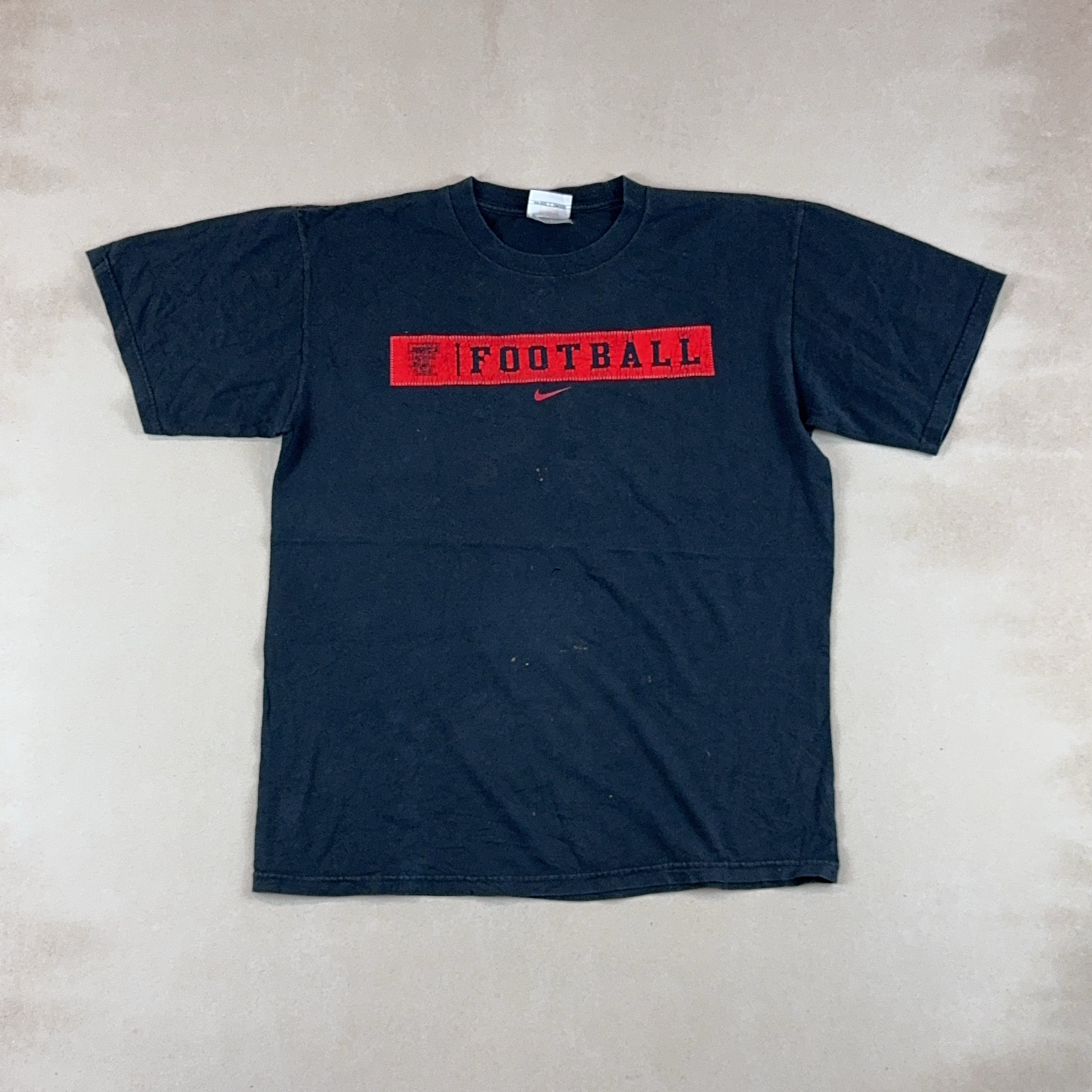 NIKE FOOTBALL TEE - LARGE