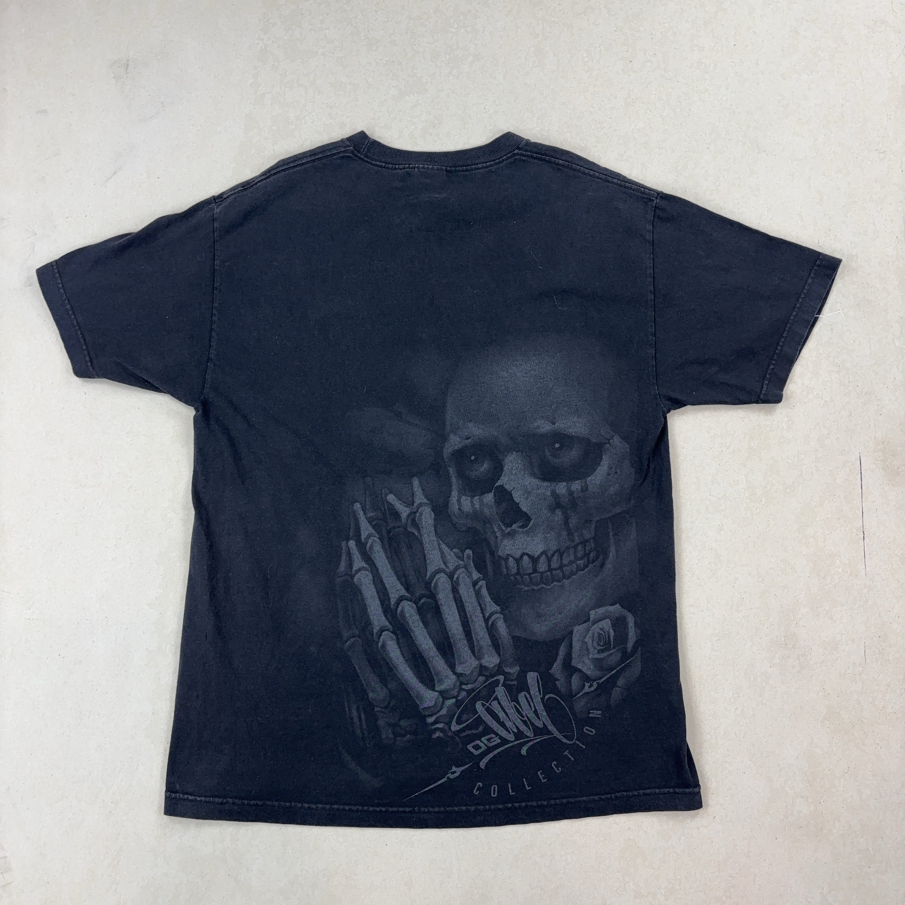 GRAPHIC SKULL TEE - LARGE
