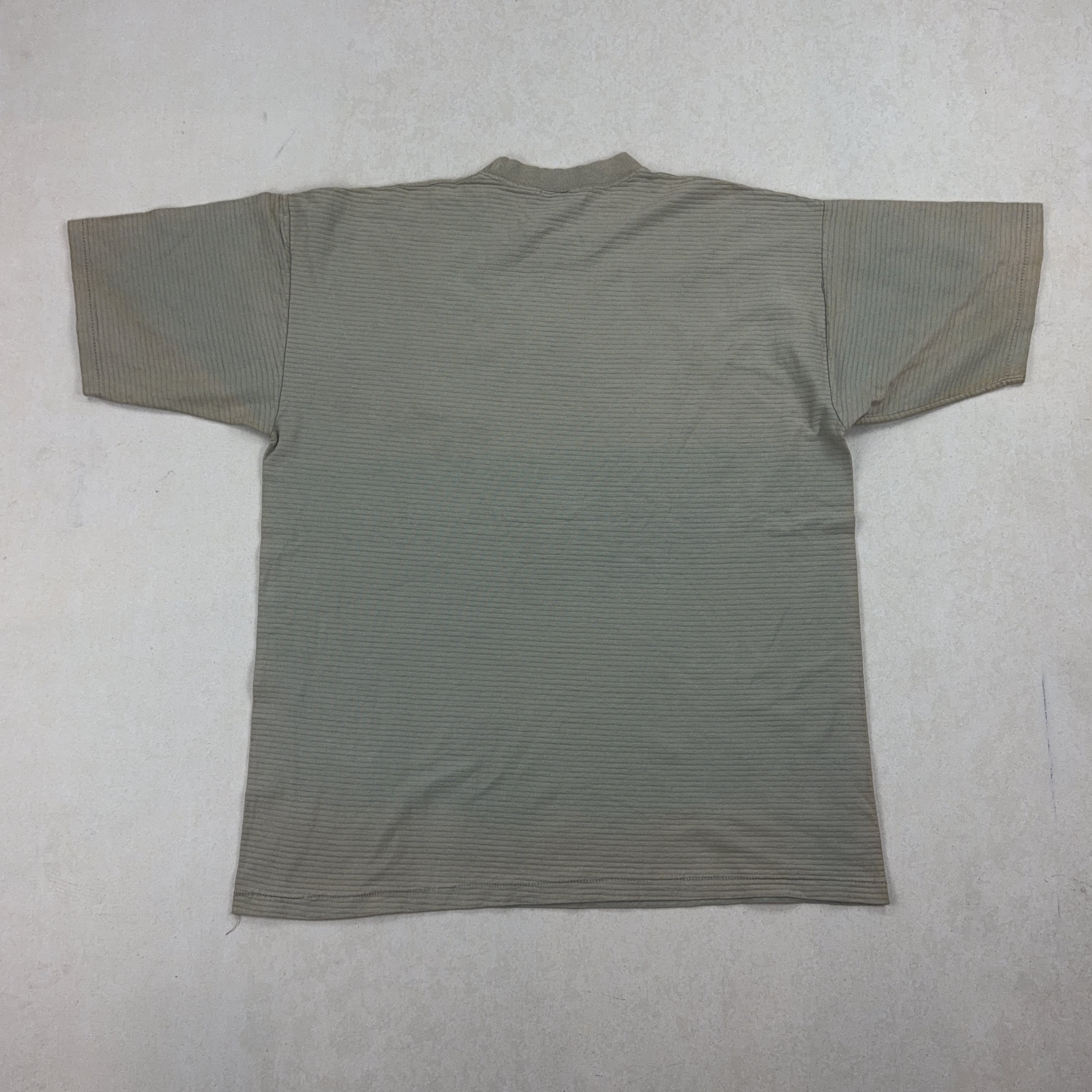QUIKSILVER TEE - X LARGE