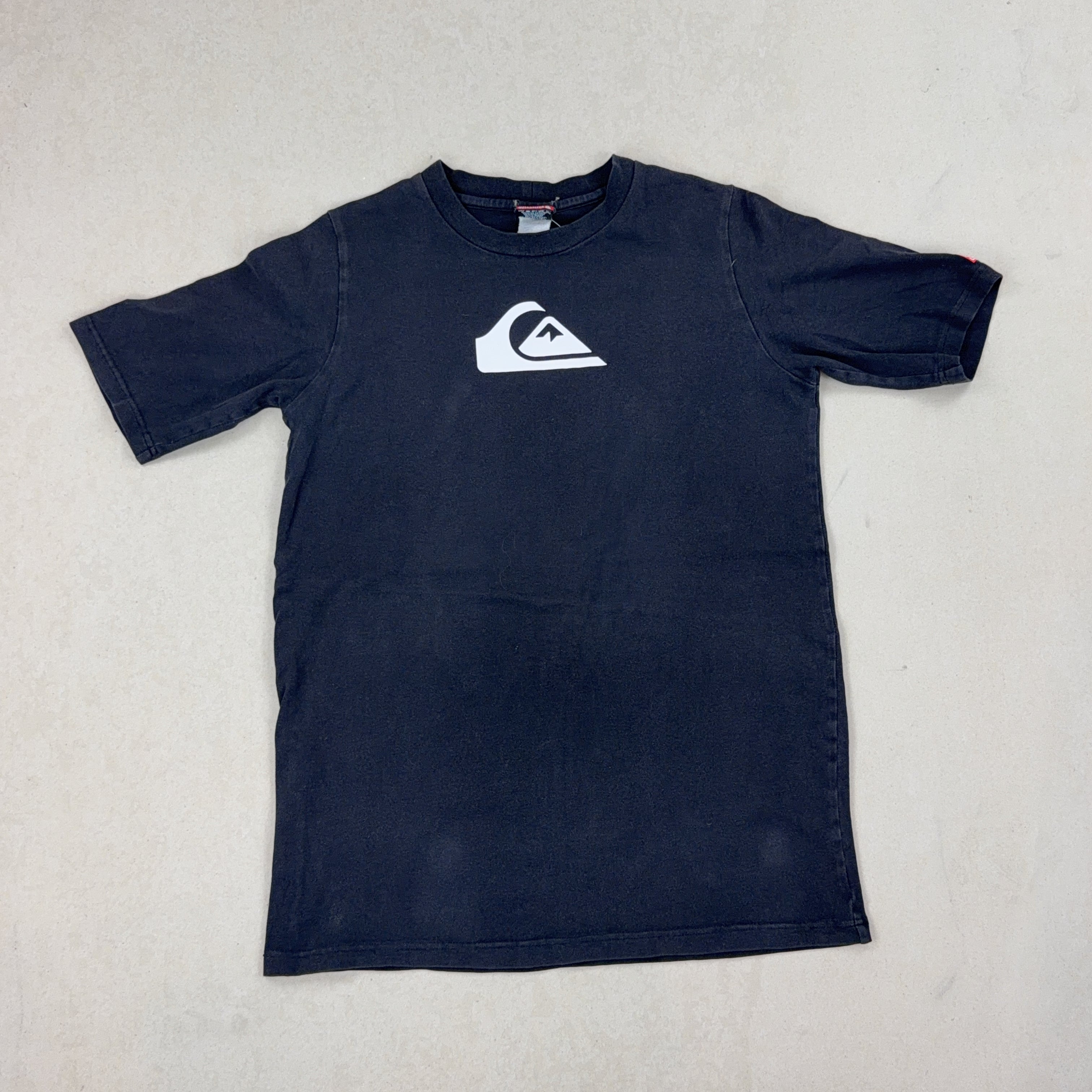 QUIKSILVER TEE - MEDIUM