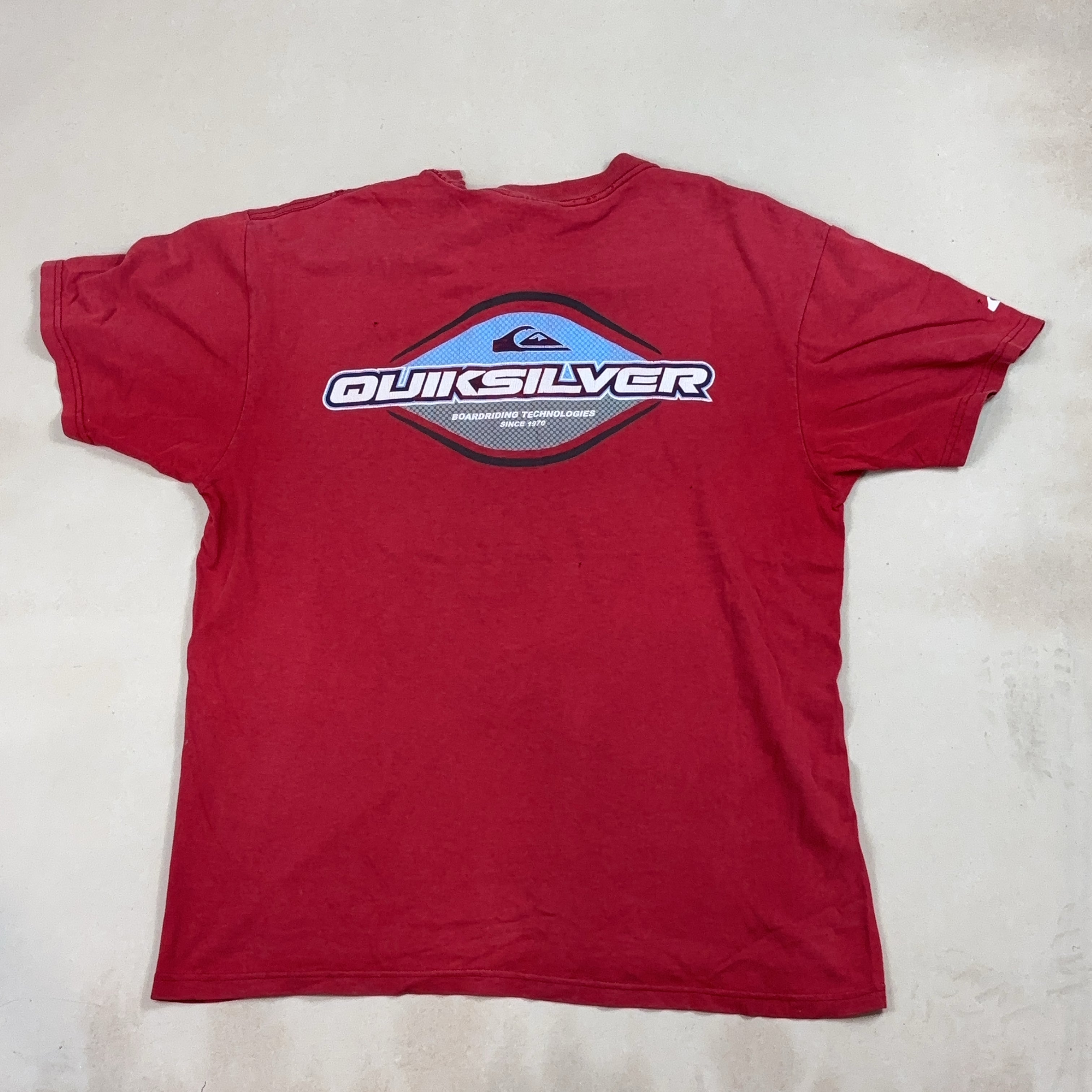 QUIKSILVER TEE - X LARGE
