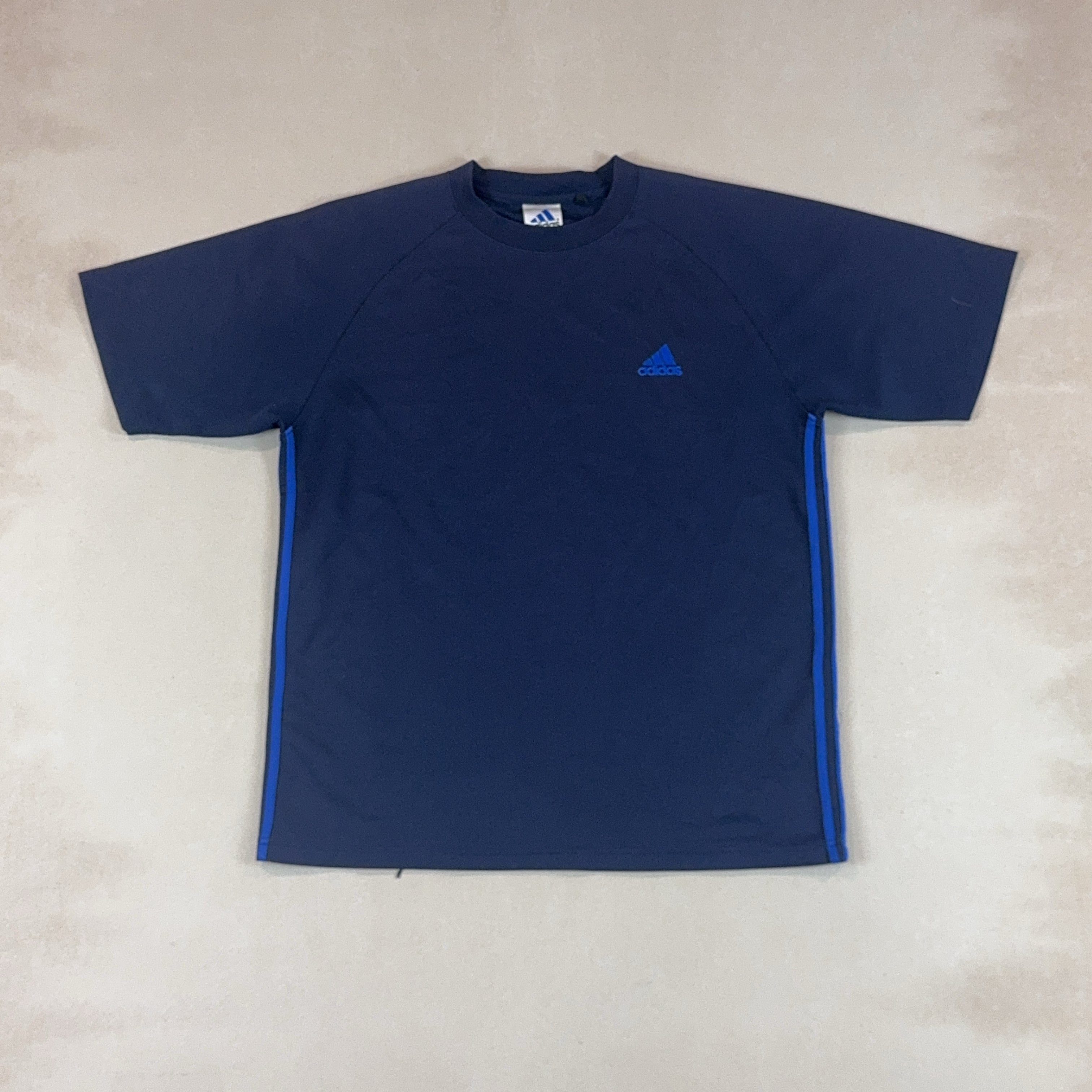 ADIDAS TEE - LARGE