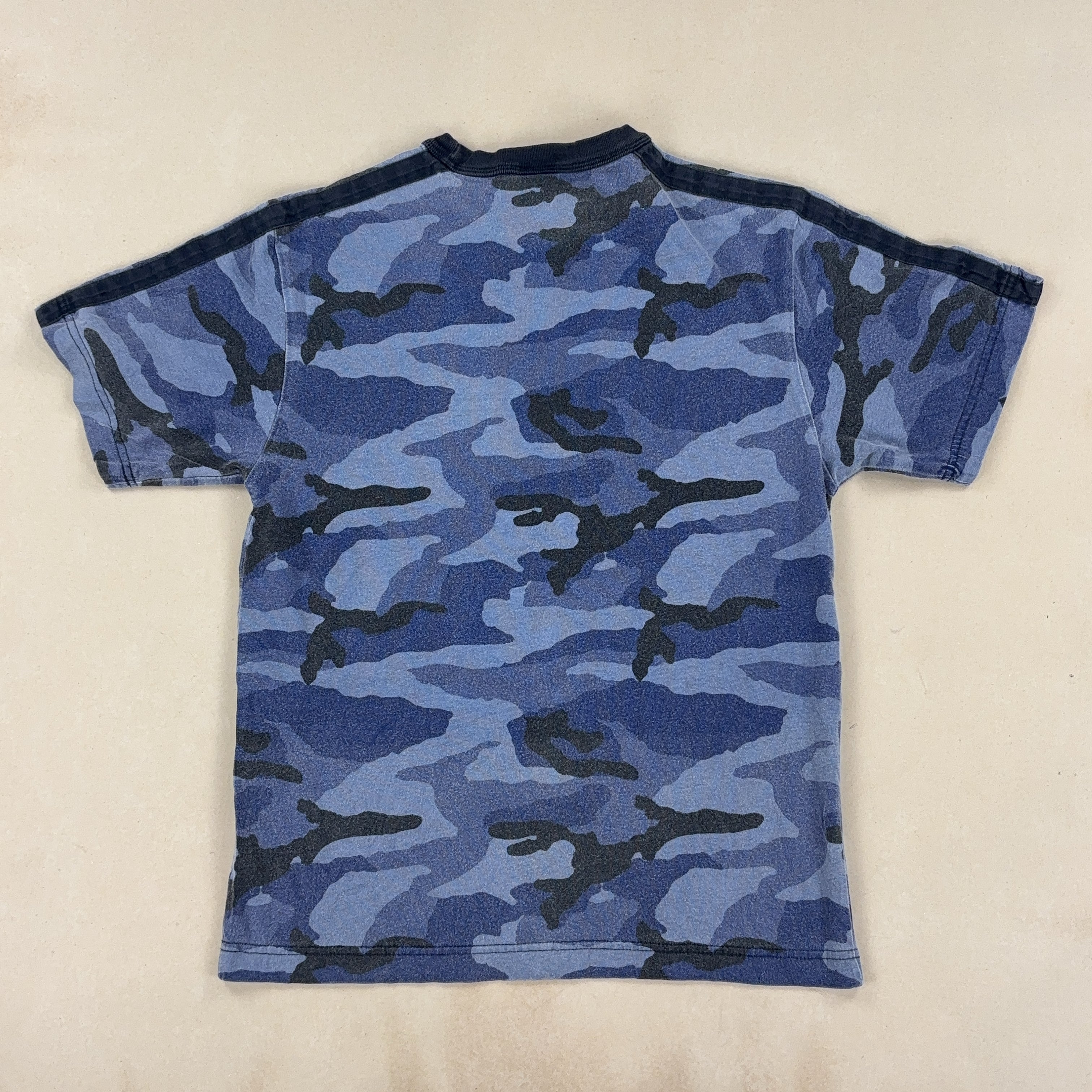 OLD NAVY TEE - SMALL