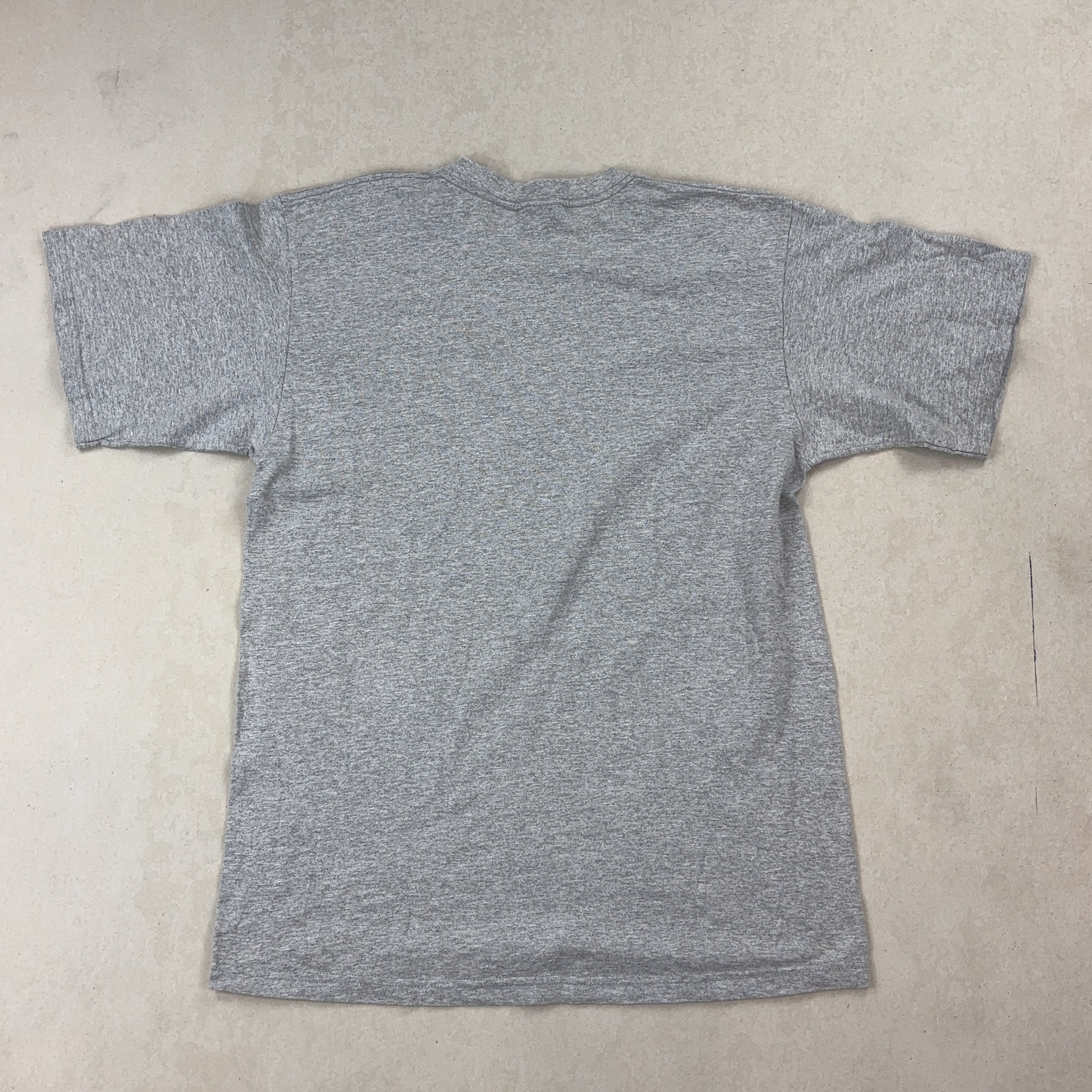 NIKE GREY TEE - MEDIUM