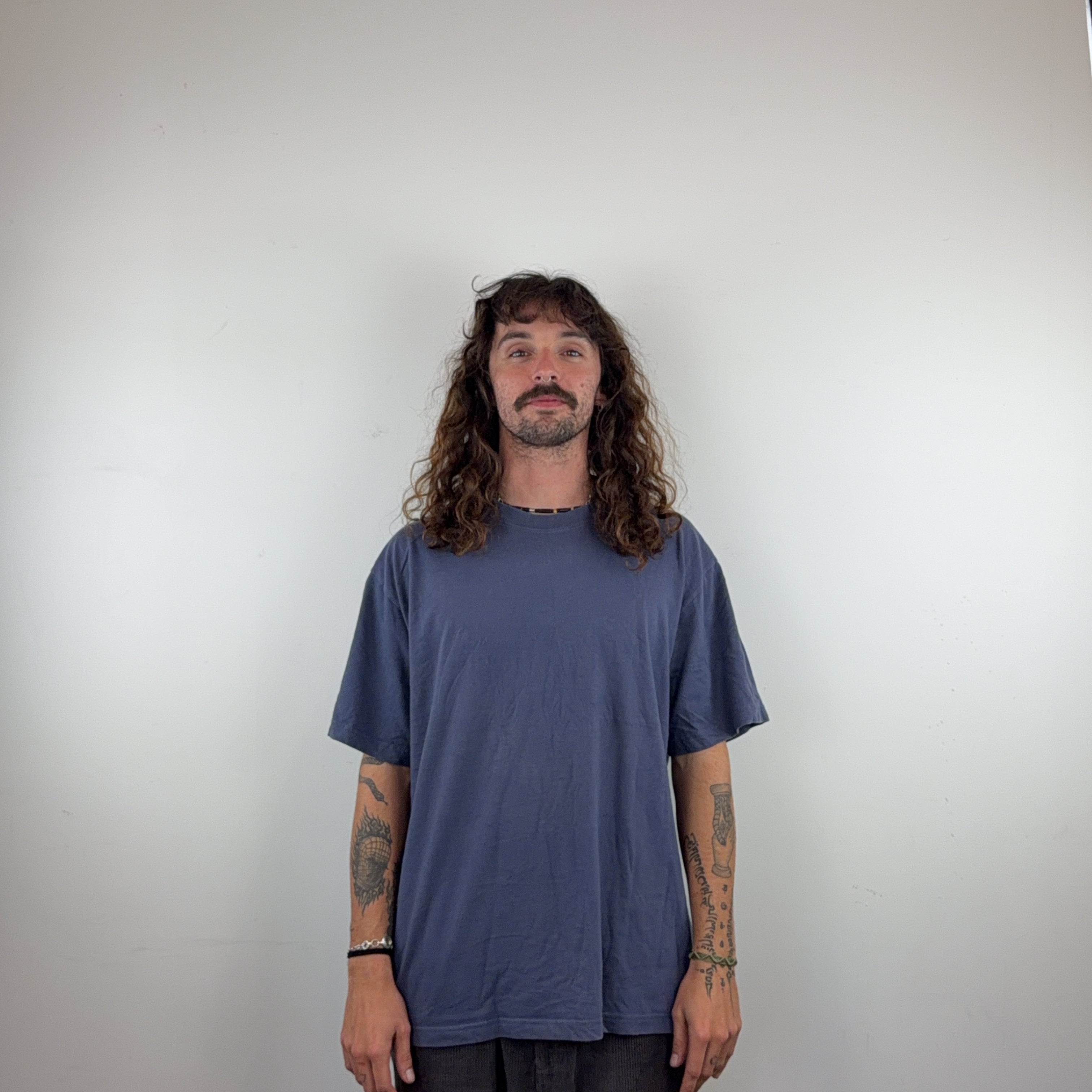 BANANA REPUBLIC TEE - X LARGE