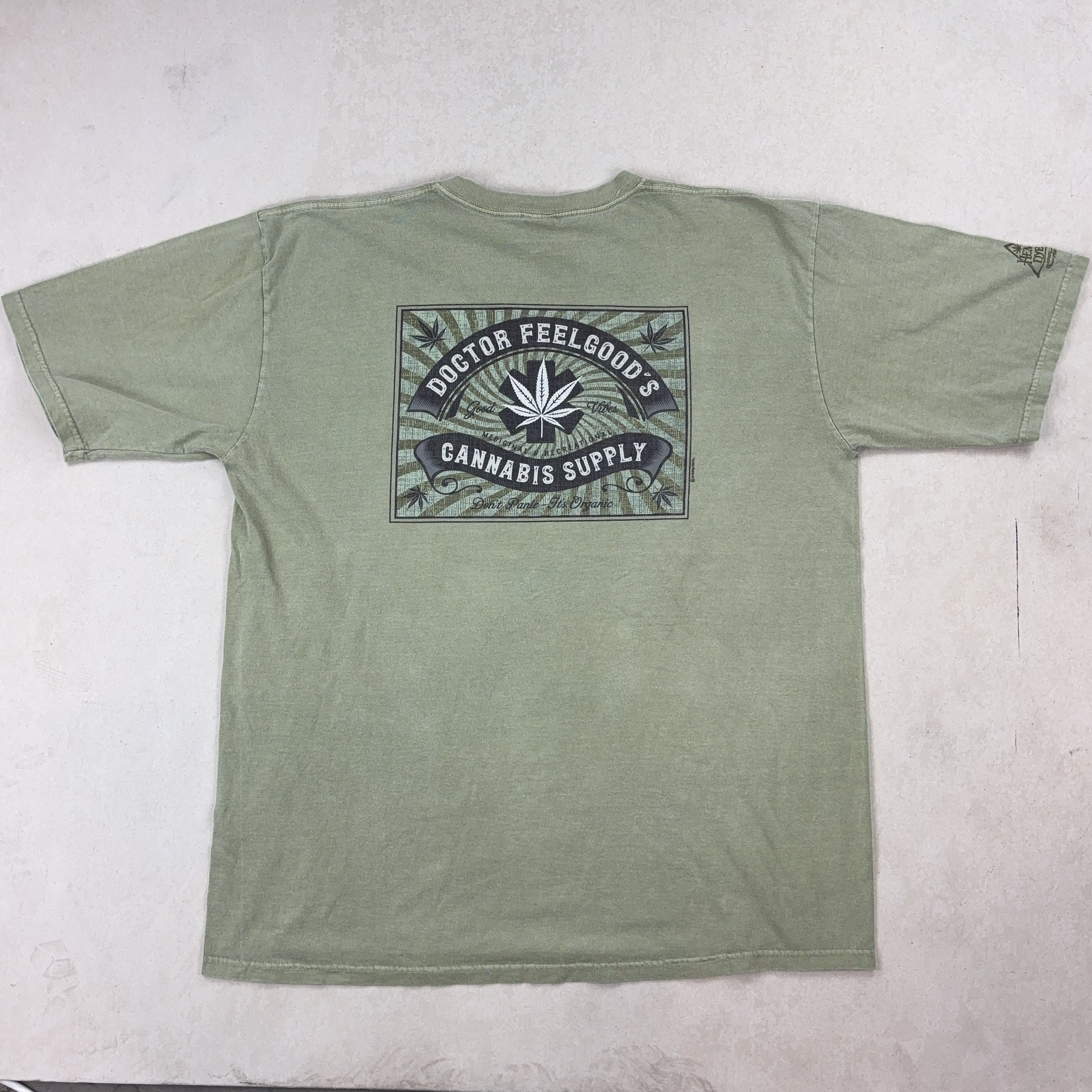 GRAPHIC SAGE GREEN TEE - X LARGE