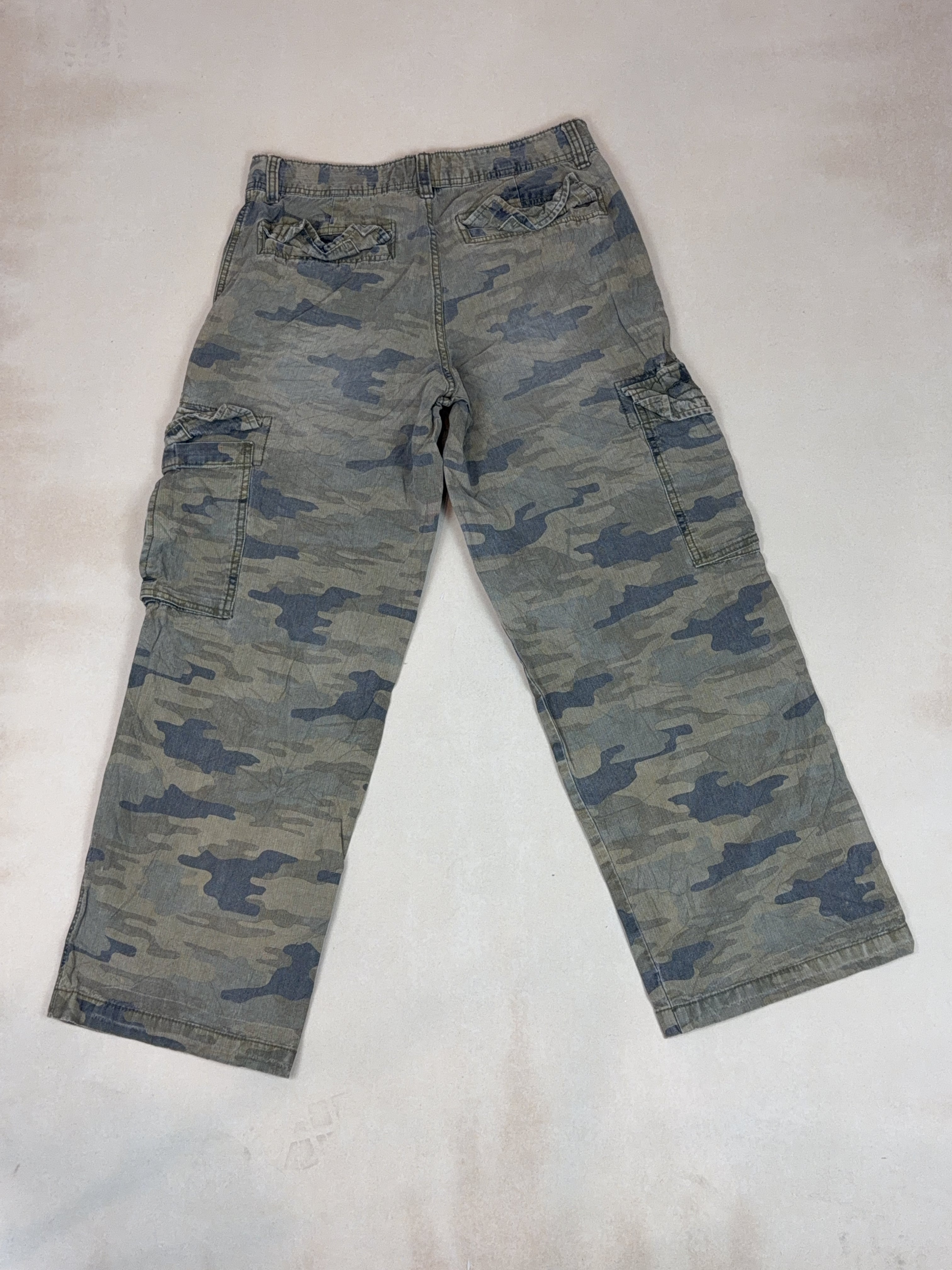 OLD NAVY PANTS - MEDIUM