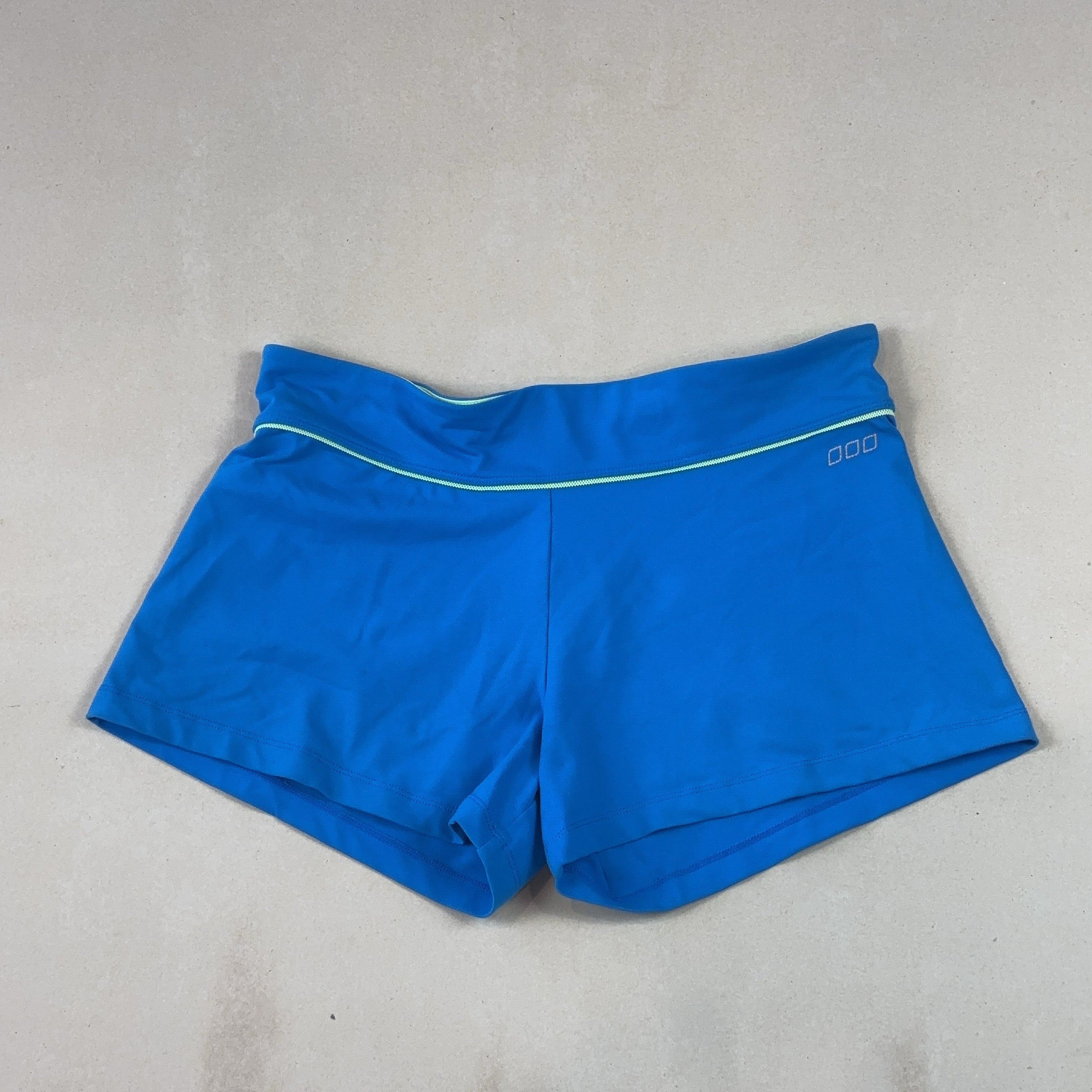 LORNA JANE SHORTS - MEDIUM