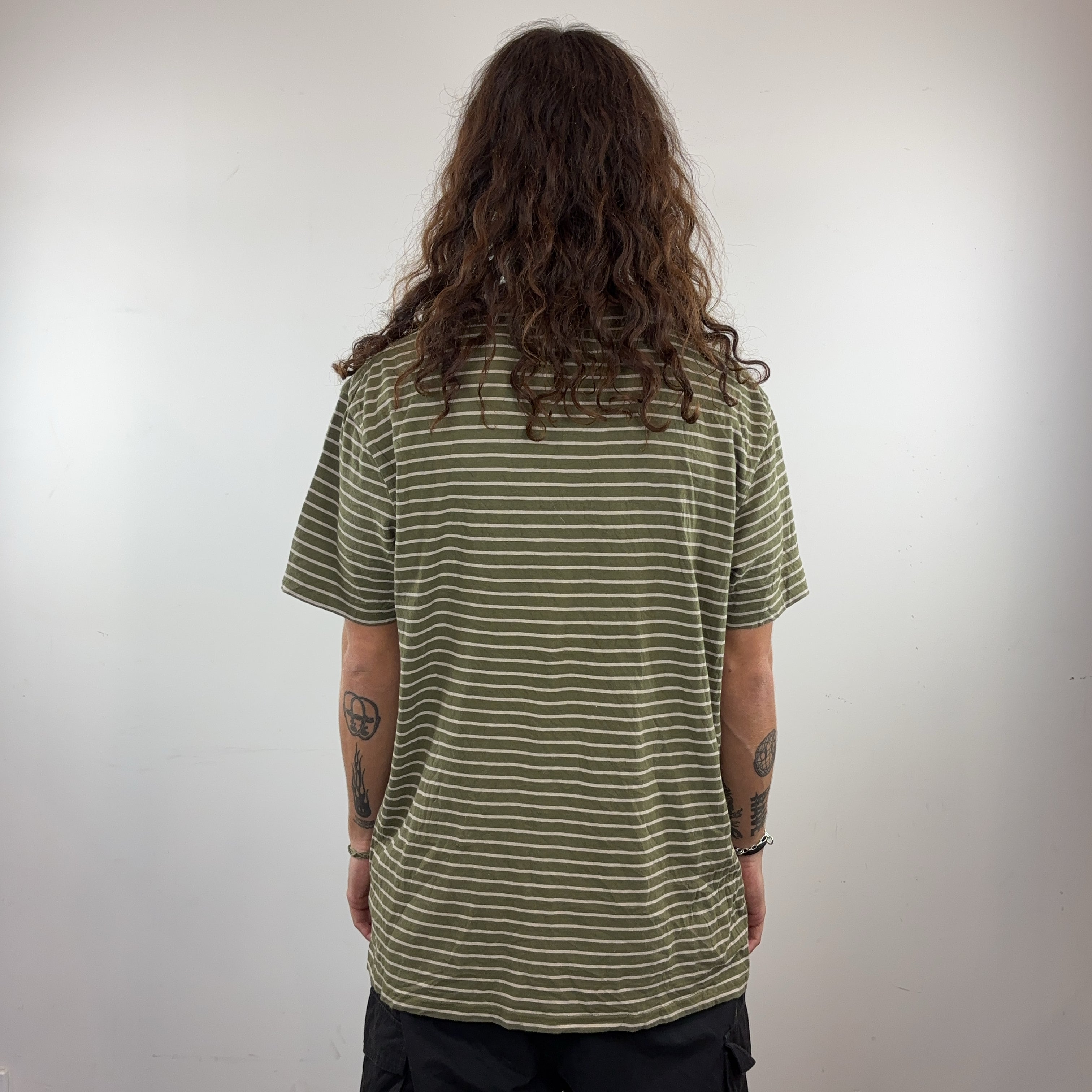 RUSTY STRIPED TEE - LARGE