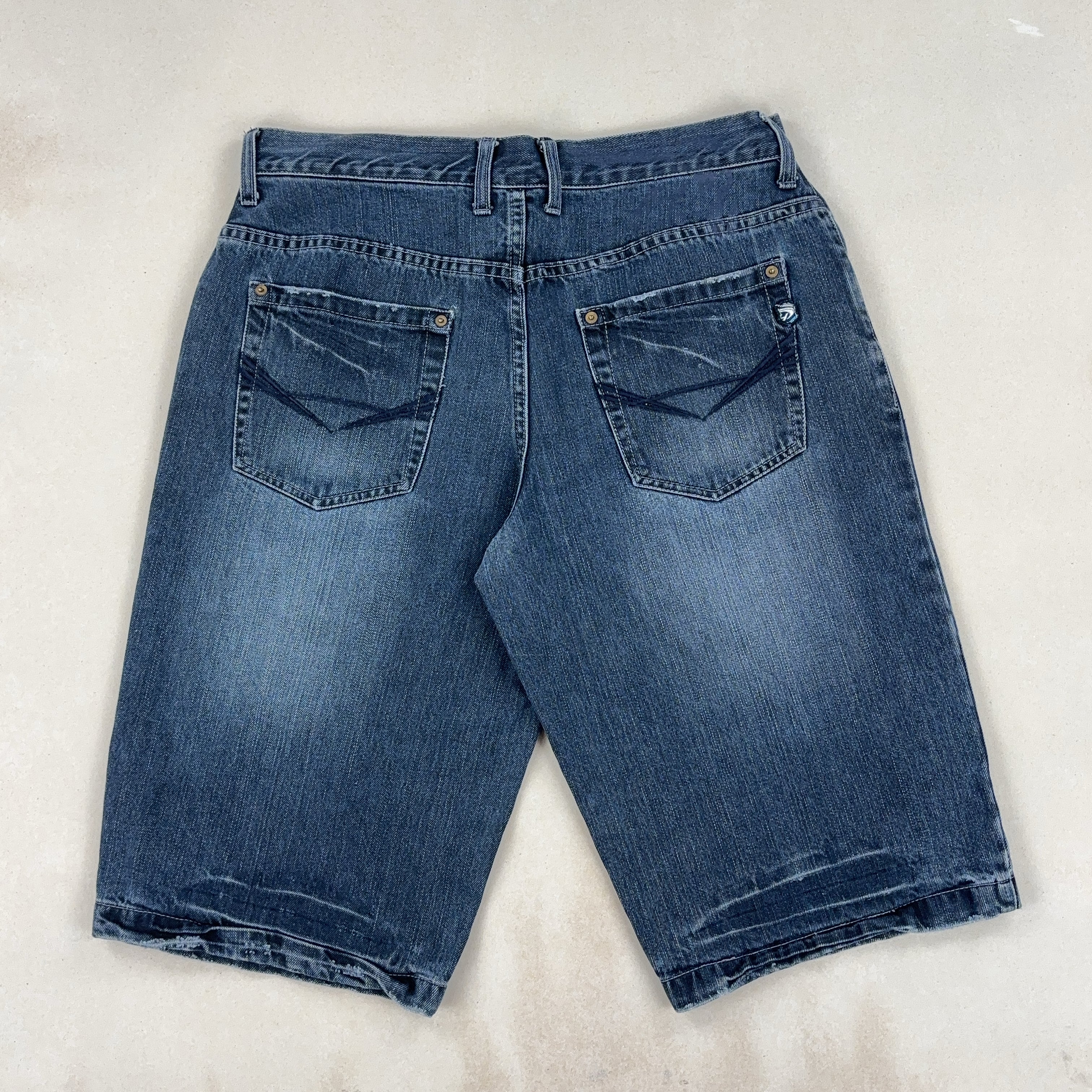 PIPING HOT DENIM SHORTS - MEDIUM
