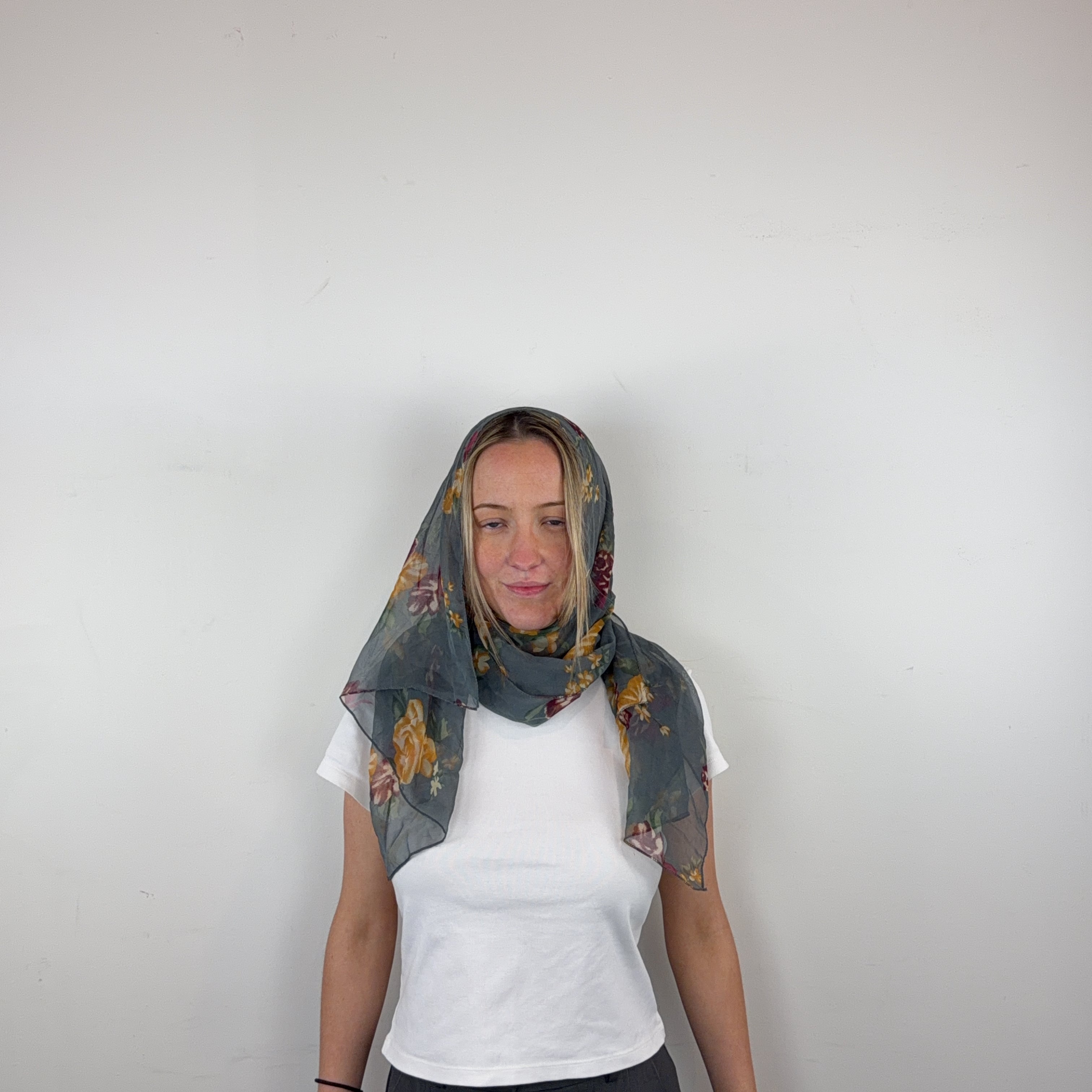 HEAD SCARF