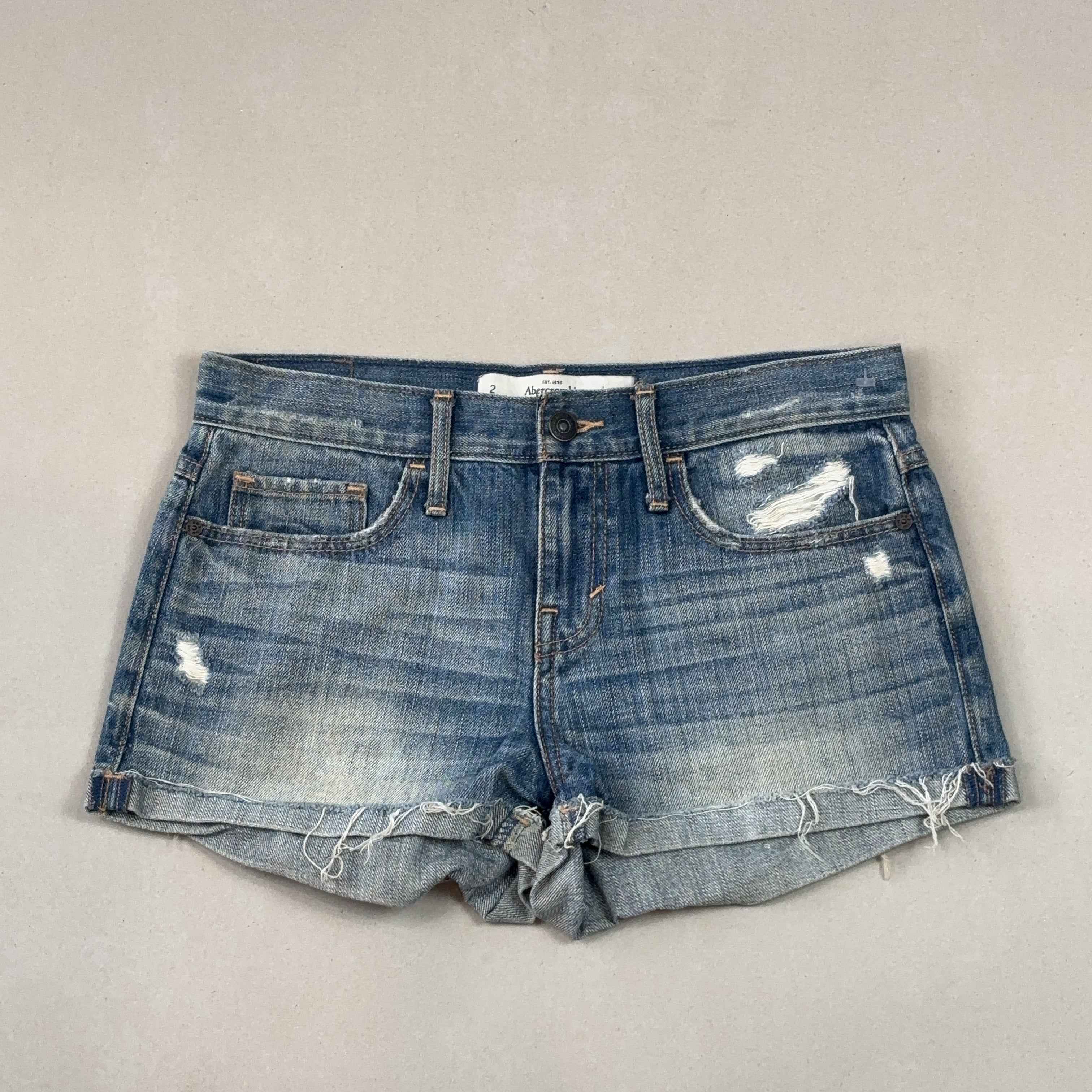 ABERCROMBIE & FITCH SHORTS - SMALL