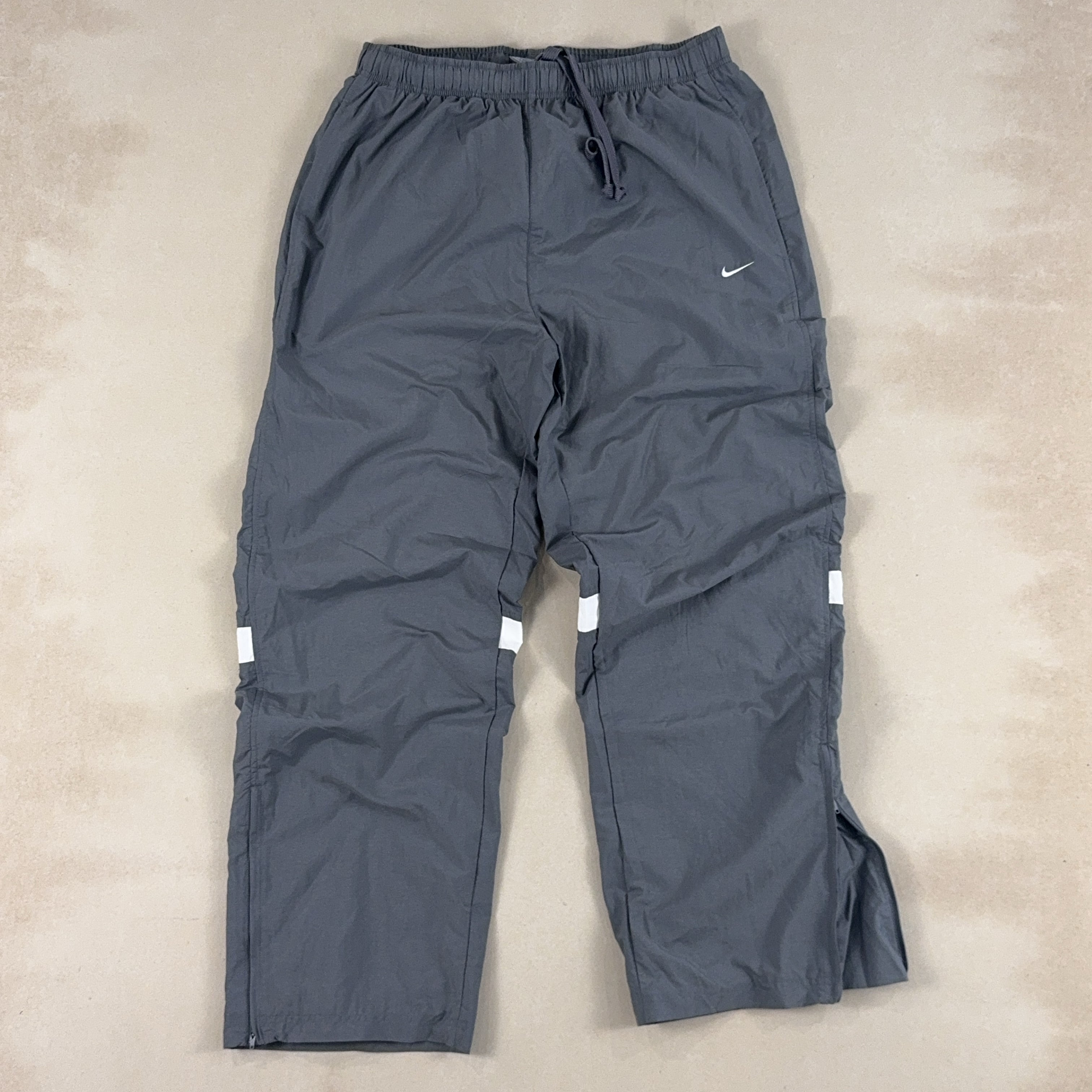 NIKE GREY SPORT PANTS - X LARGE