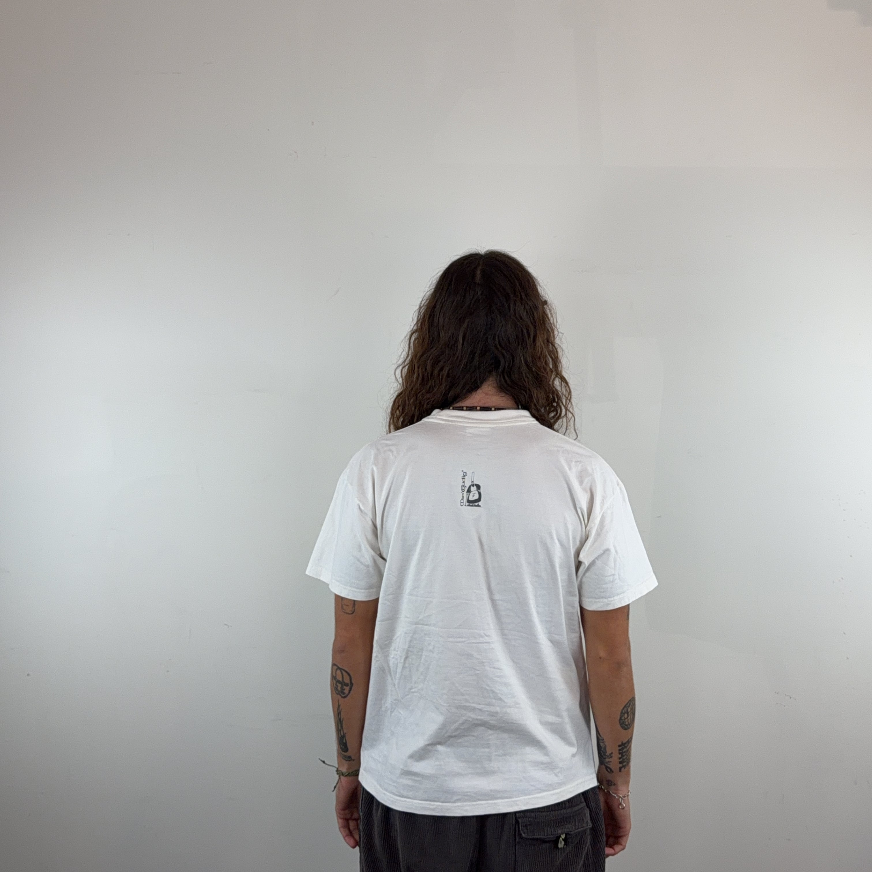B&C TEE - MEDIUM