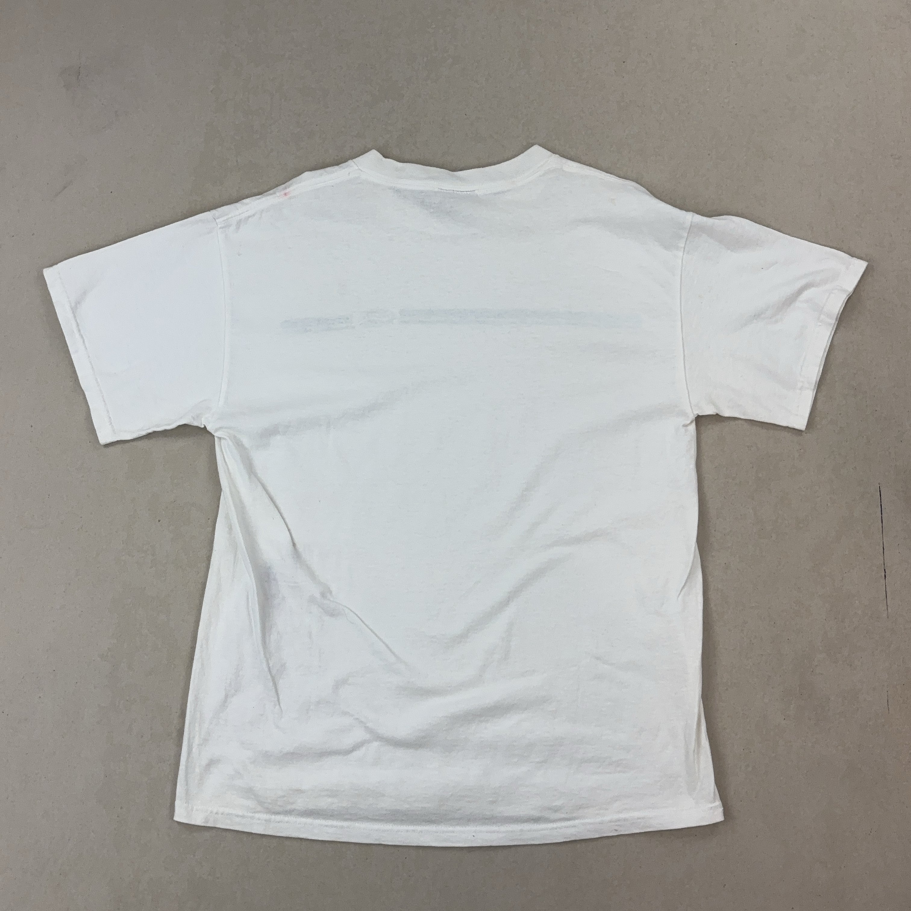 NIKE WHITE TEE - MEDIUM