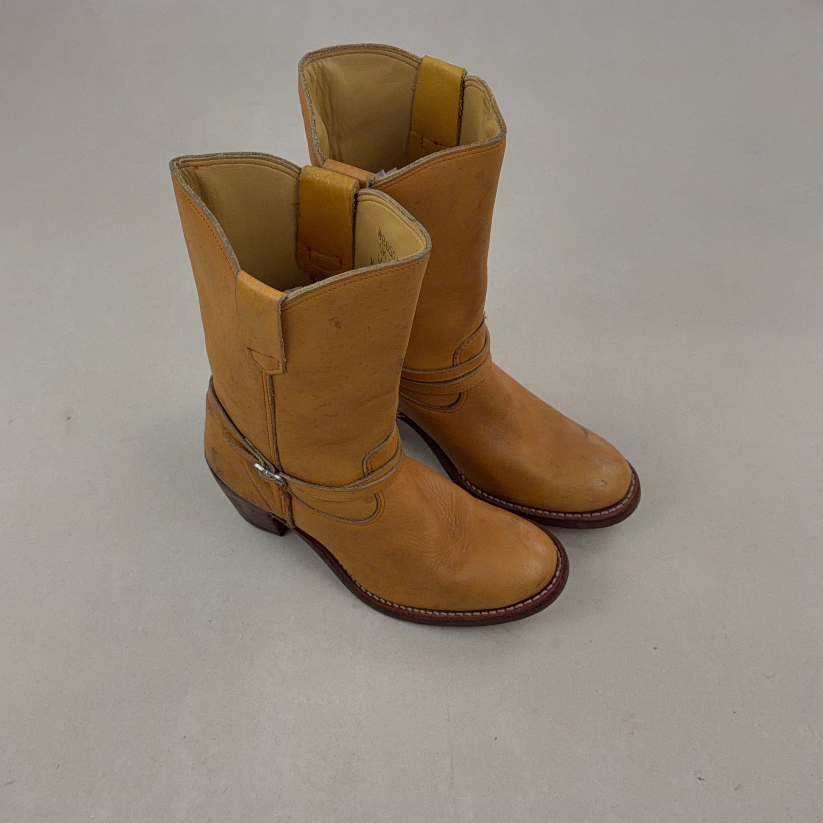 VINTAGE BOOTS - 38.5 EU