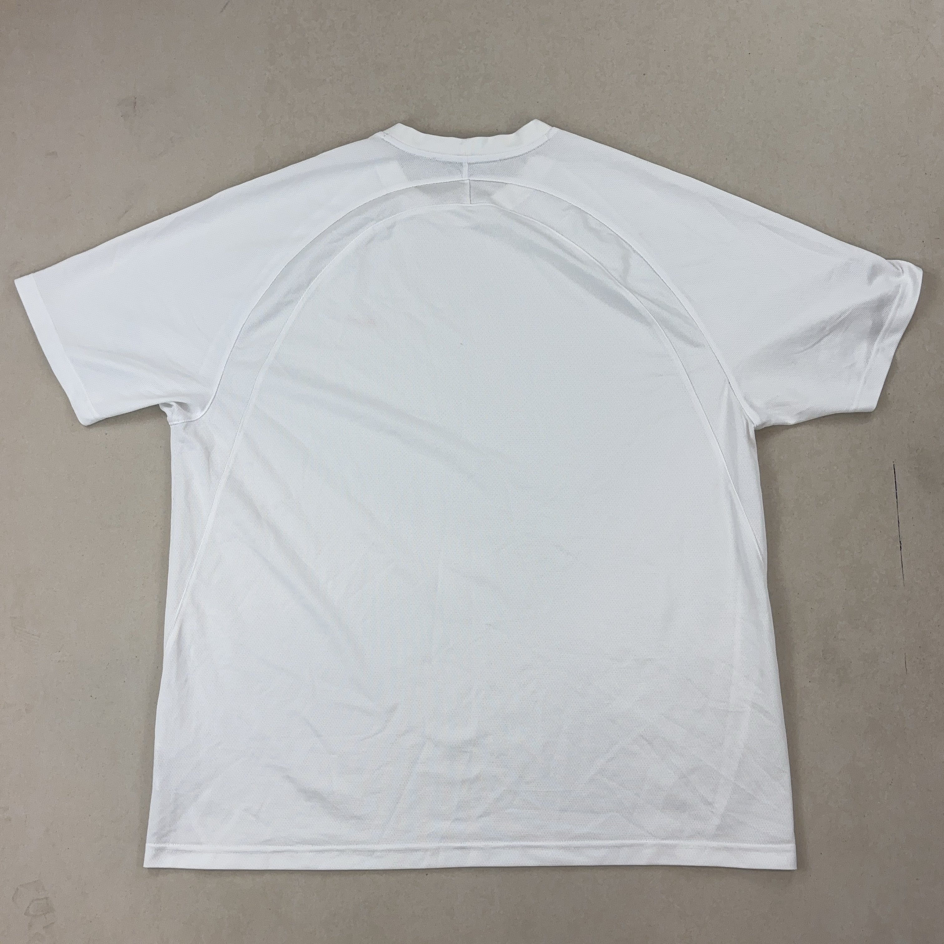 NIKE TEE - 2X LARGE
