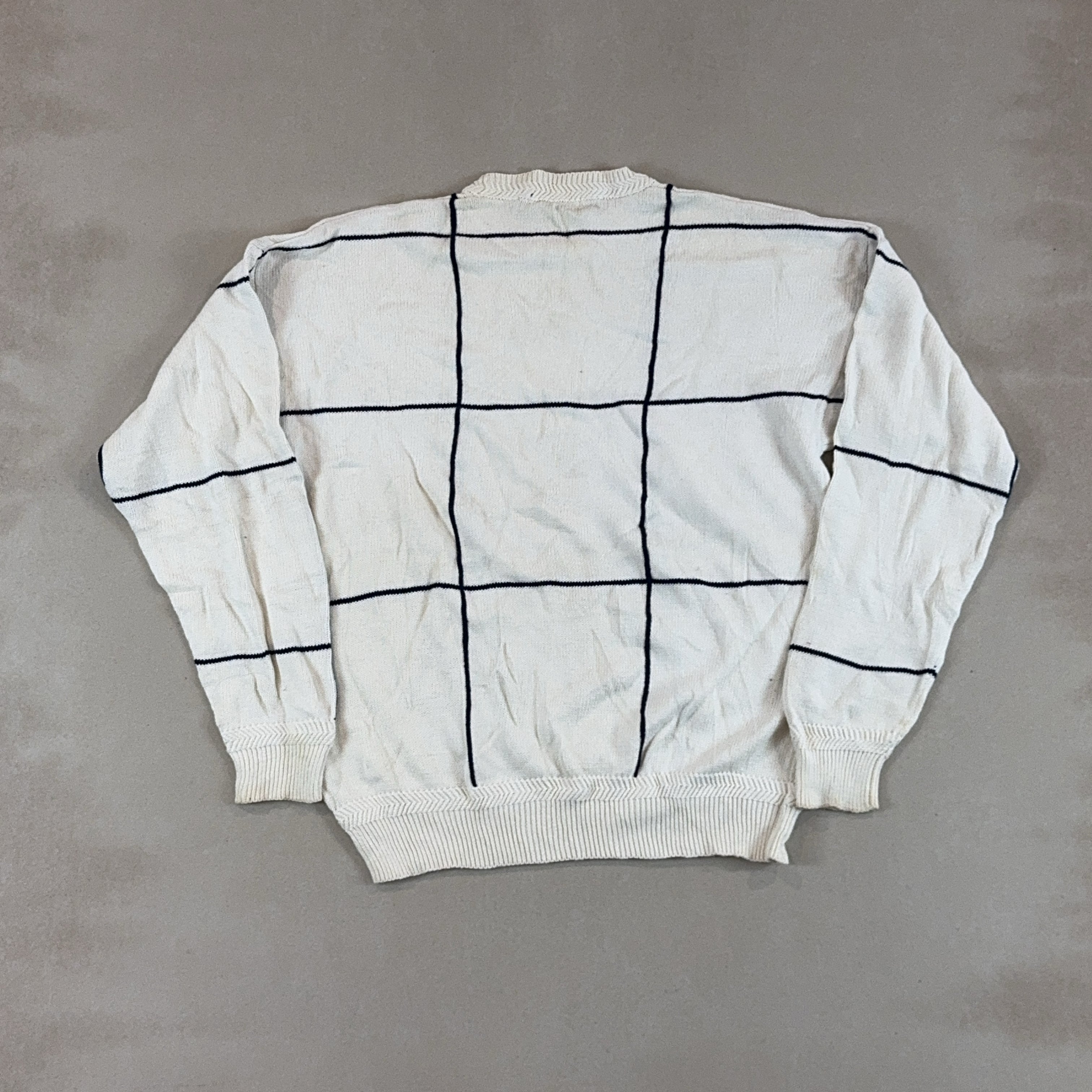 NAUTICA WHITE & NAVY KNIT - MEDIUM