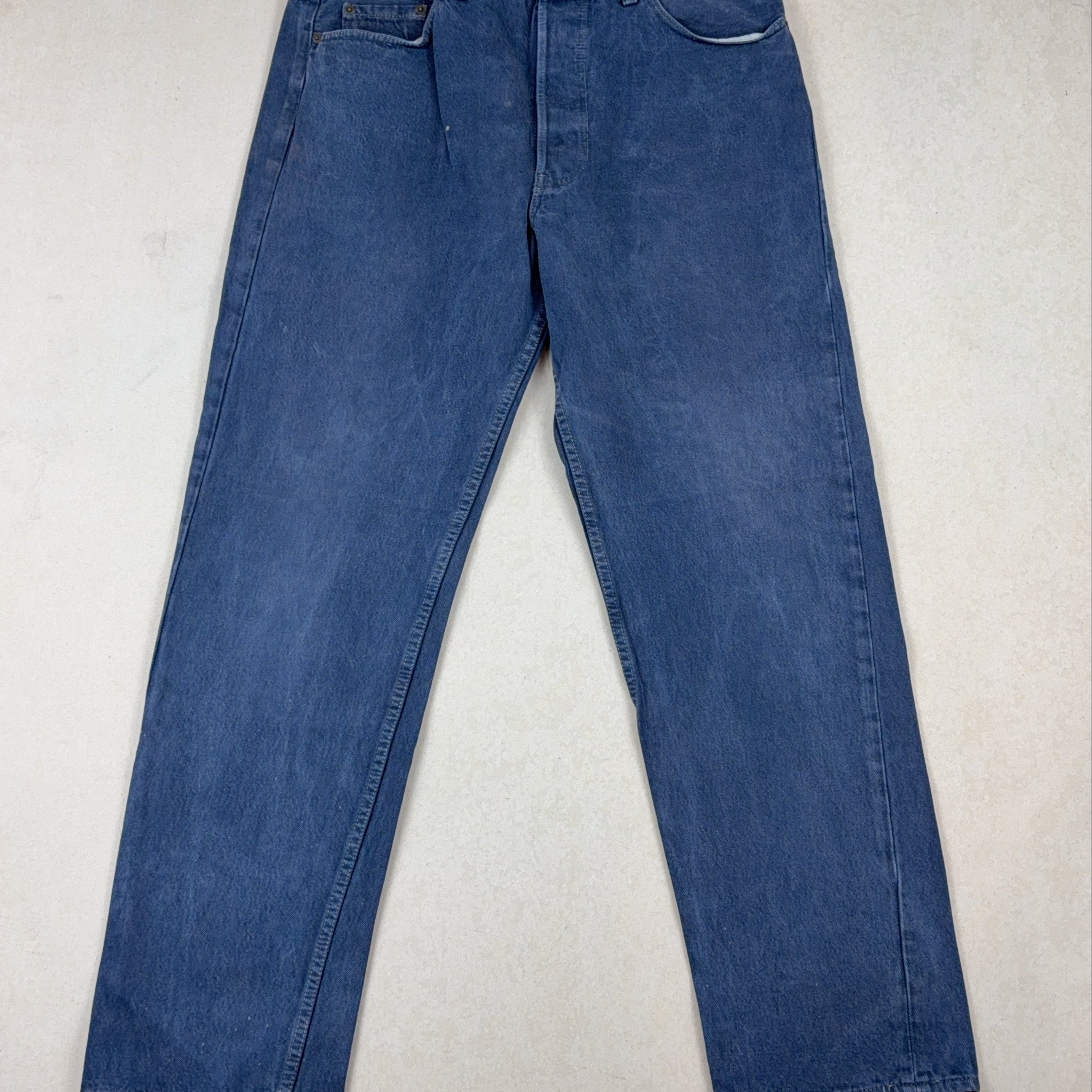 LEVI'S JEANS - LARGE