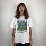 GRAPHIC WHITE TEE - MEDIUM